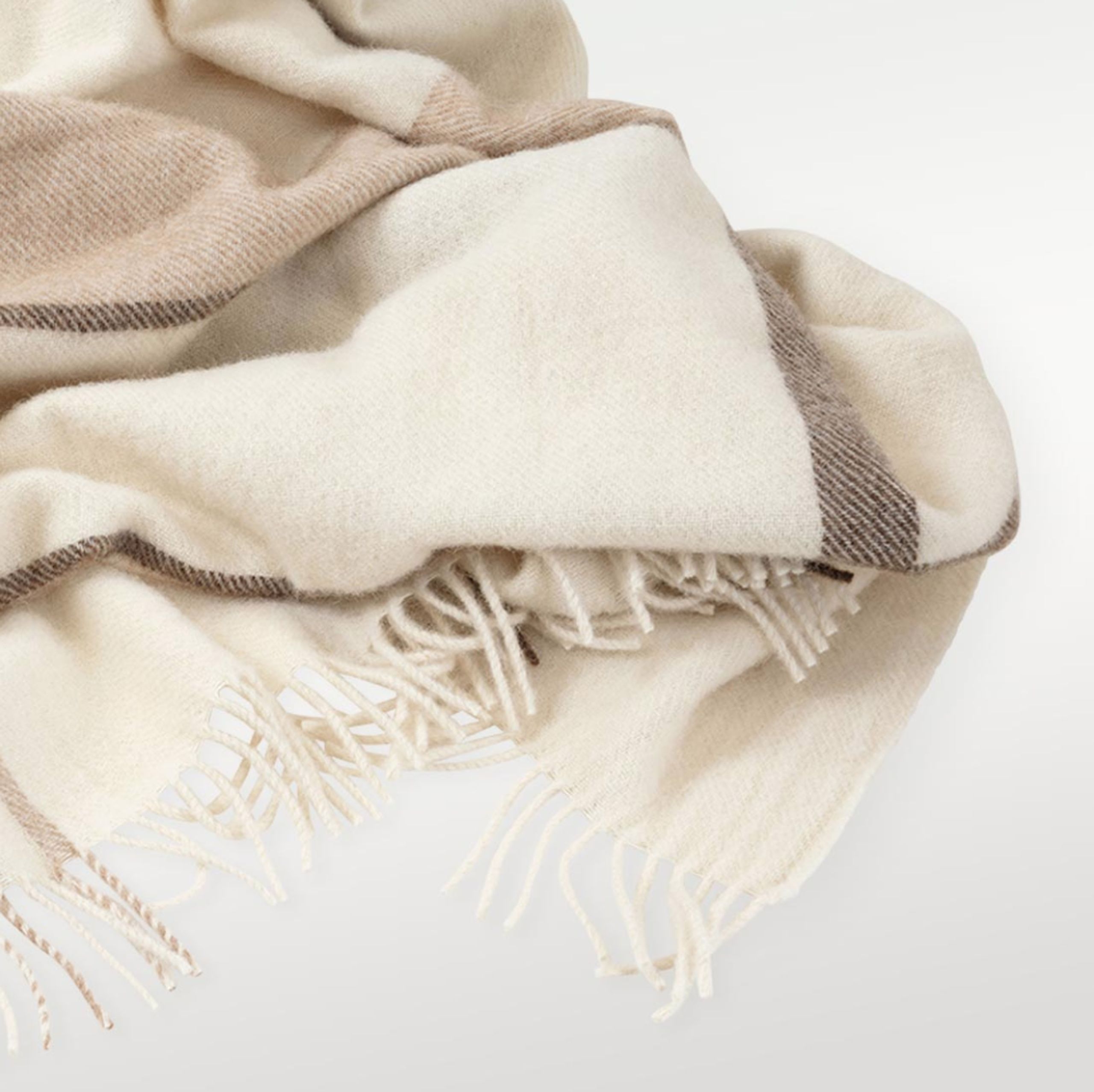 Kristina Dam Studio - Sjaal - Gradient Throw - Natural Beige