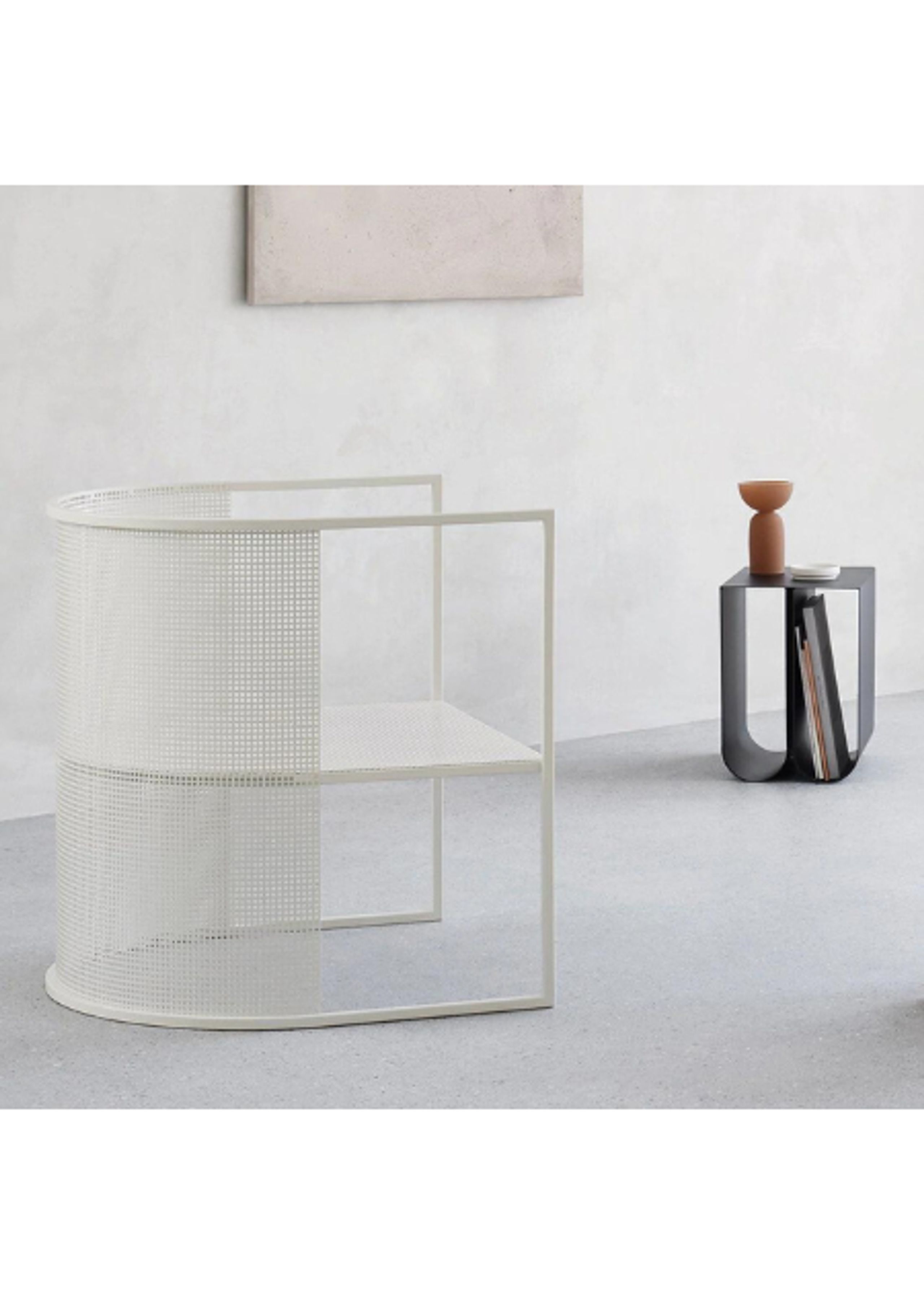 Kristina Dam Studio - Side table - Curved Side Table - Black