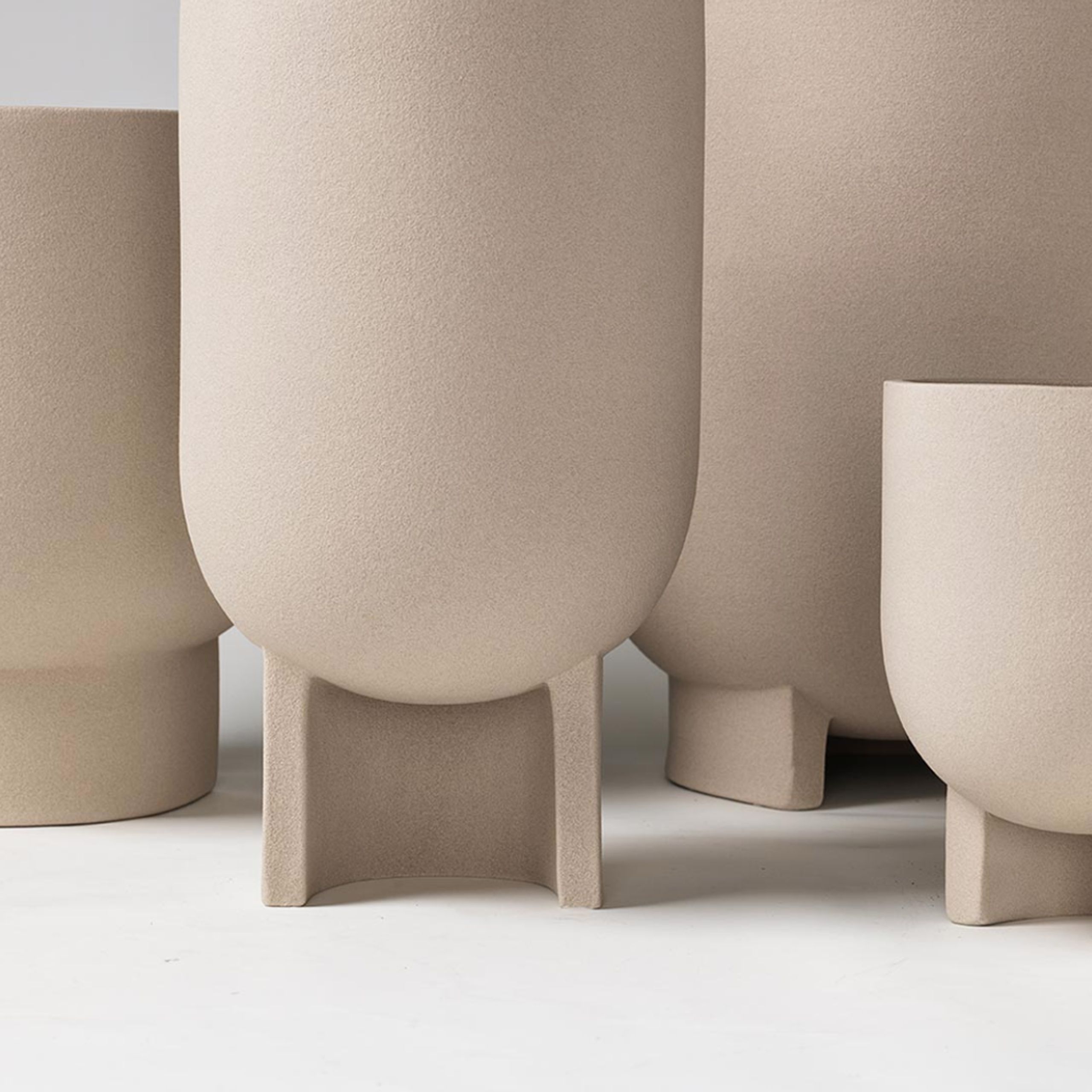 Kristina Dam - Urtepotte - Serene Flowerpot - Medium - Sand