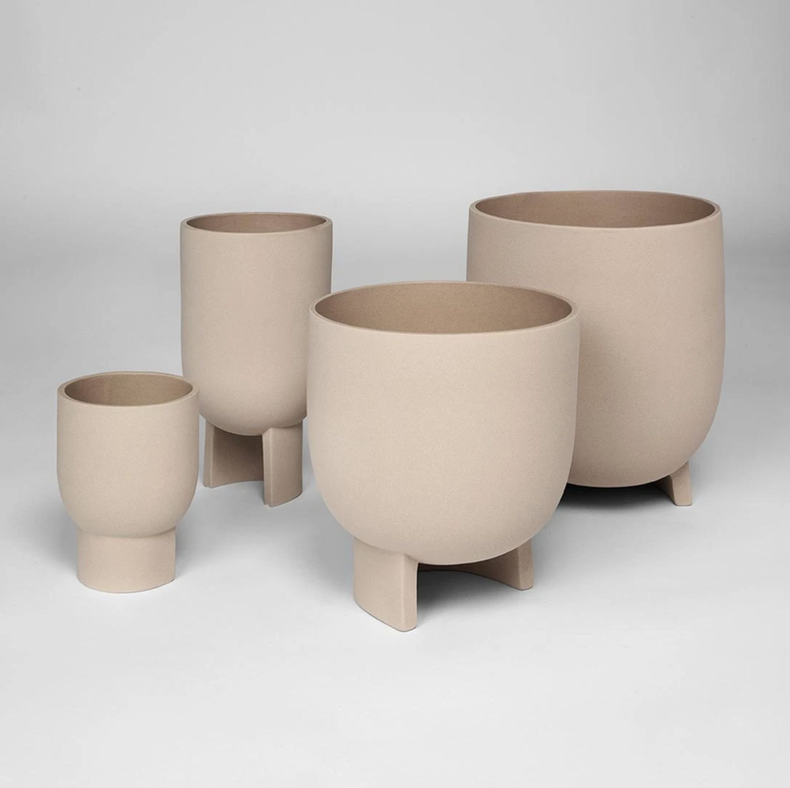 Kristina Dam - Urtepotte - Serene Flowerpot - Medium - Sand