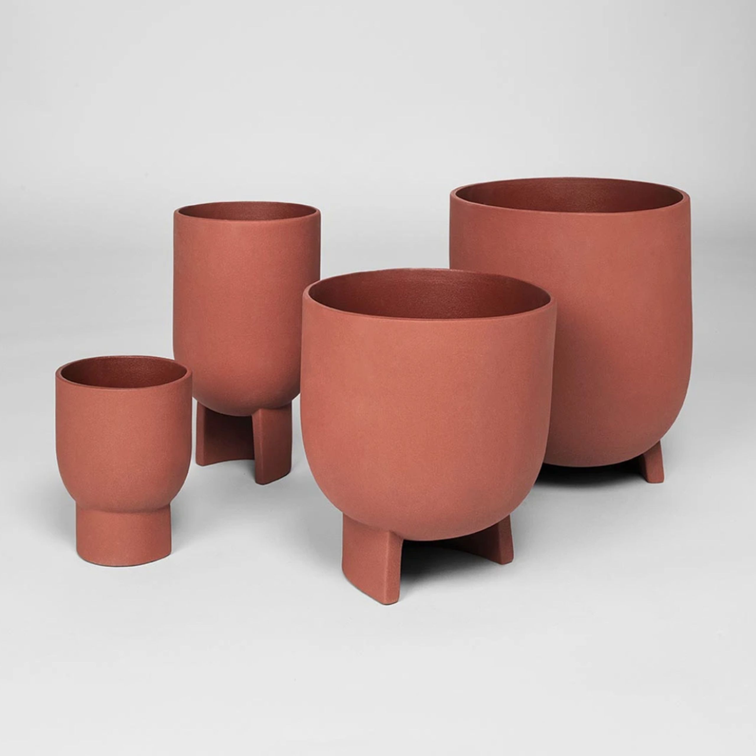 Kristina Dam - Flowerpot - Serene Flowerpot - Small - Red Engobe