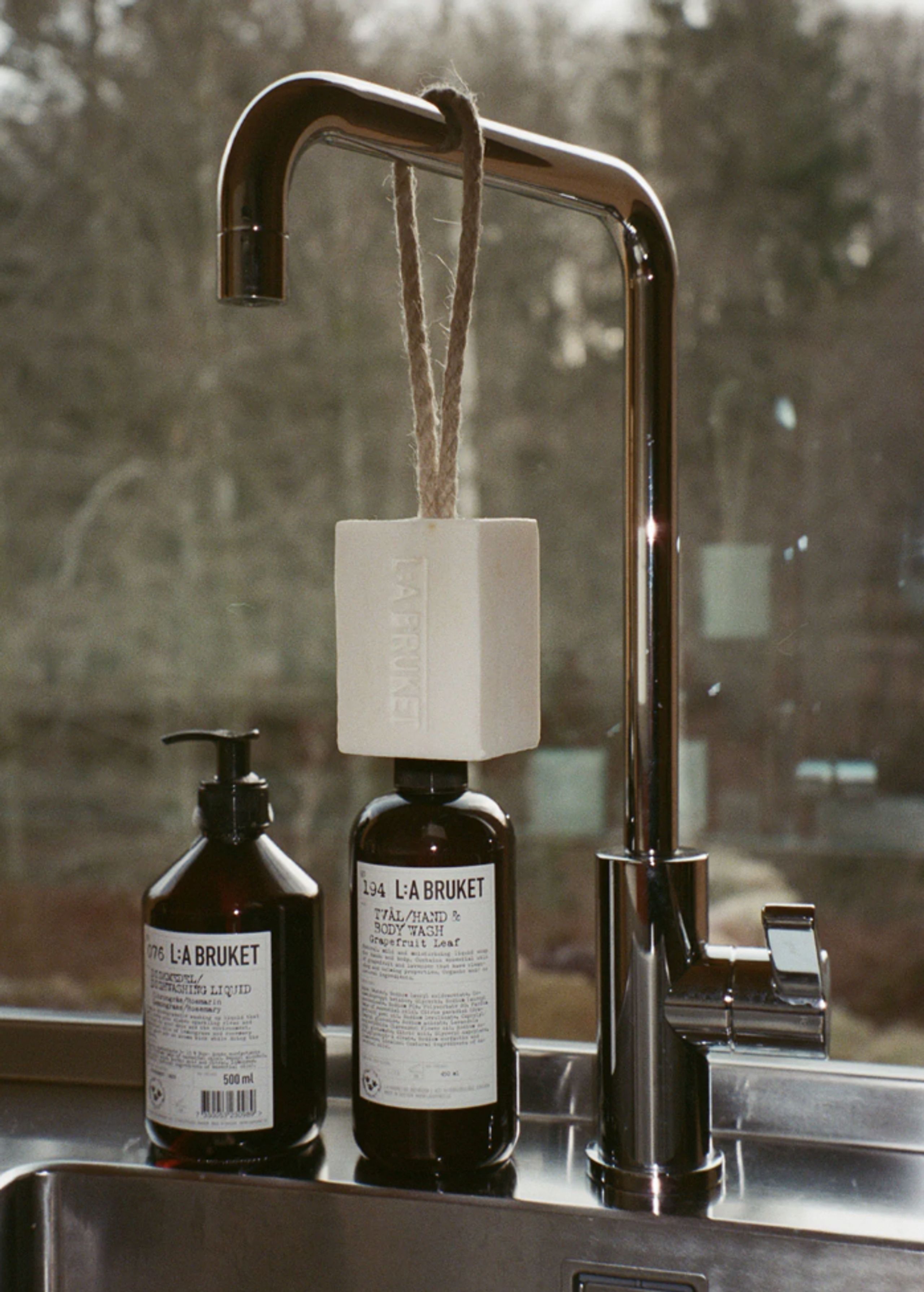 L:A Bruket - Dishwashing Soap - No. 76 Dishwashing Soap - 076 - Citrongräs/Rosmarin