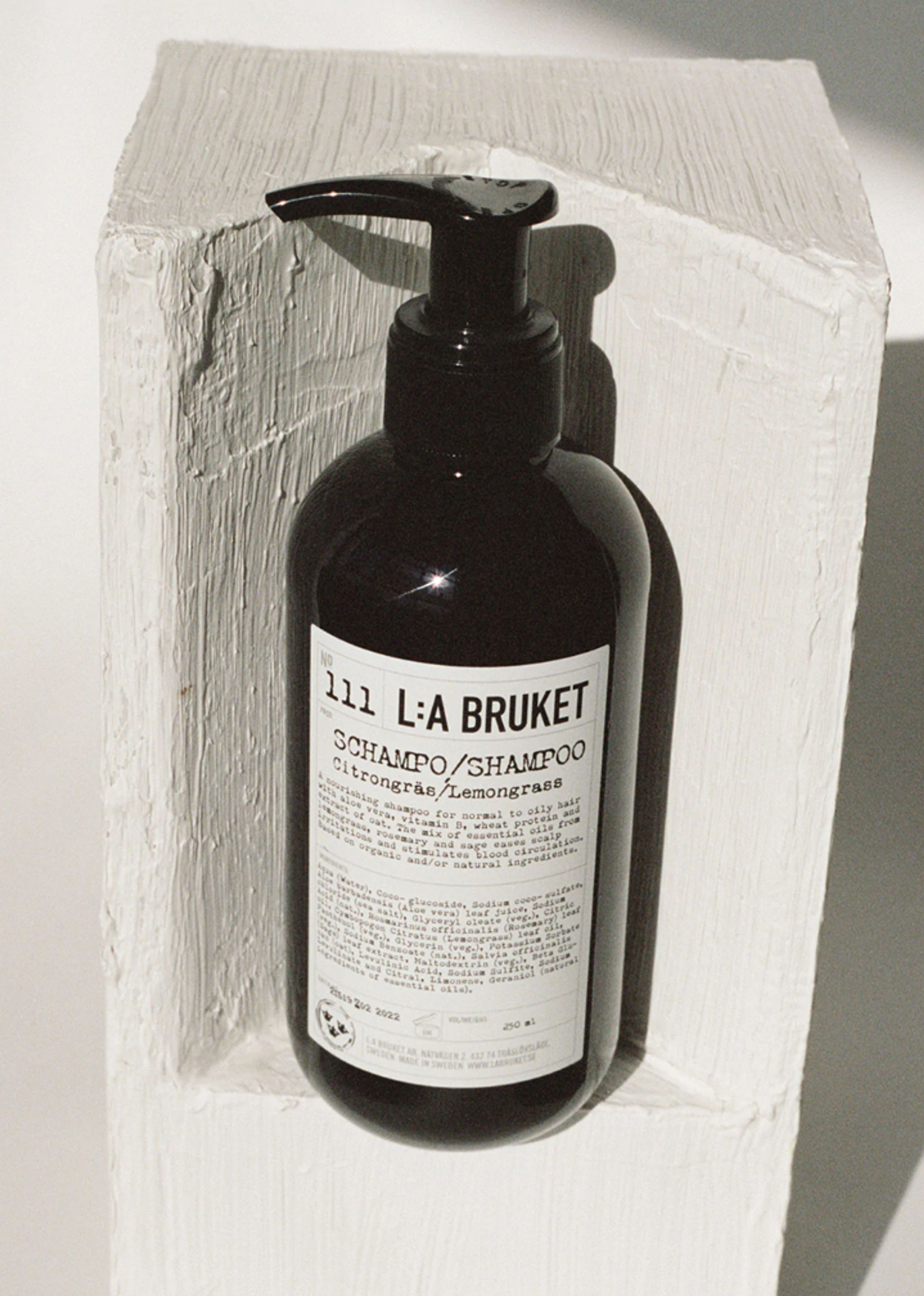 L:A Bruket - Shampoo - No. 111 Shampoo Lemongrass - No. 111 - Citrongræs - 250 ml