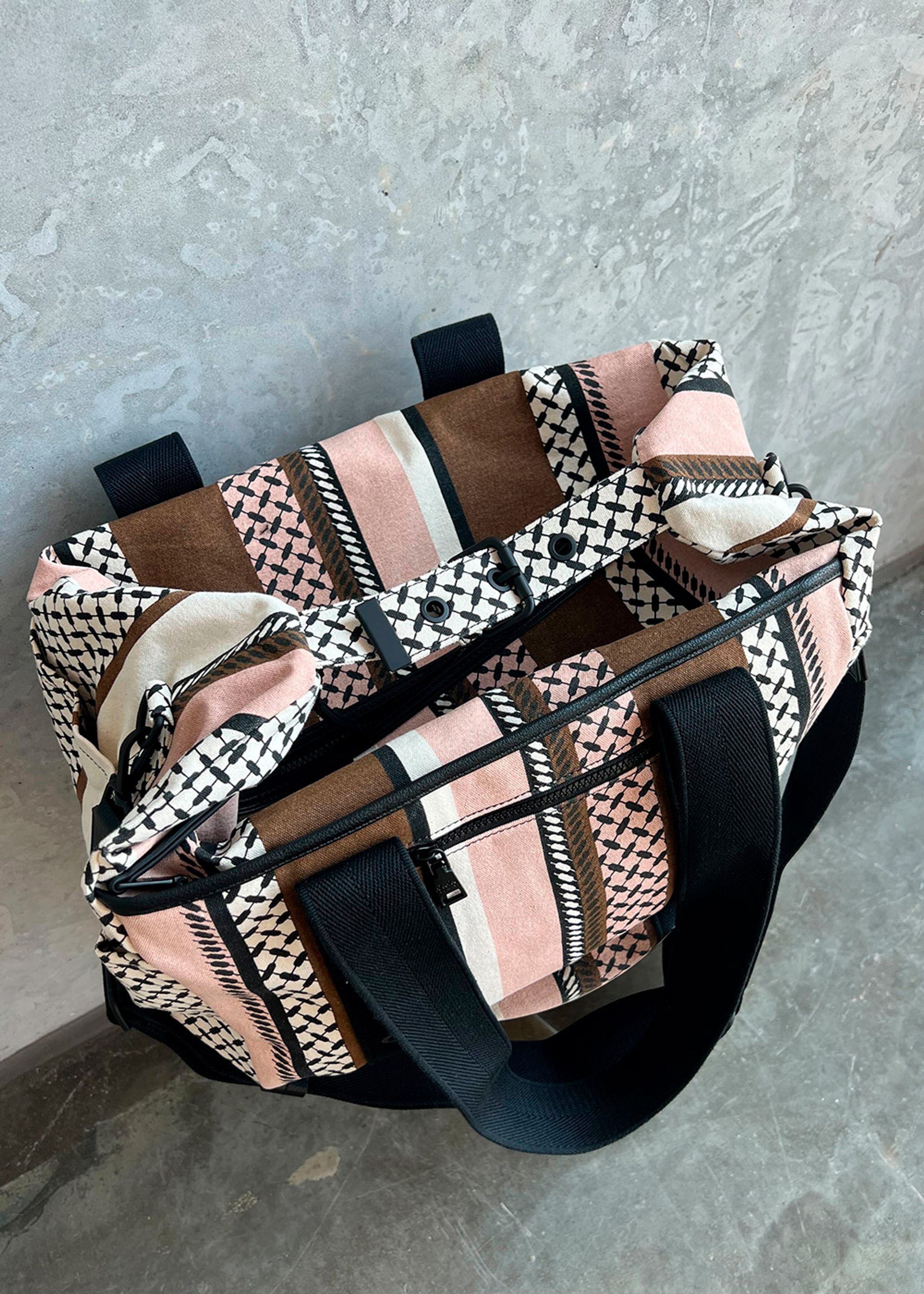 LALA Berlin - Bag - Big Bag Muriel - Multicolor Rose