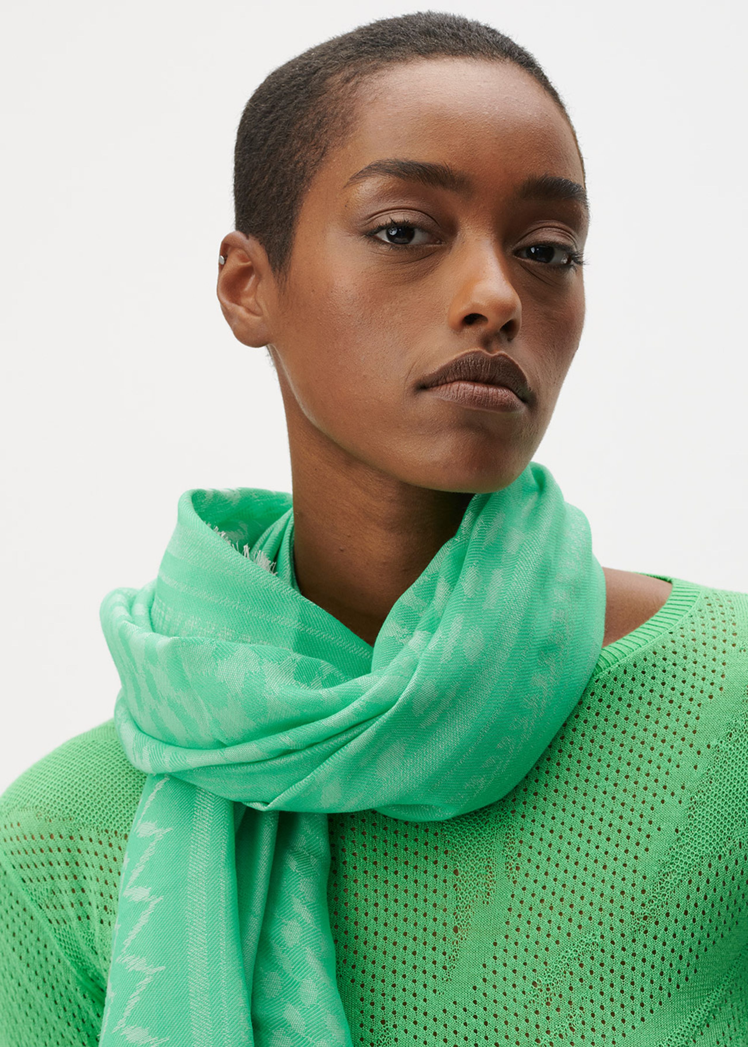 LALA Berlin - Écharpe - Scarf Arian - Light Apple Green