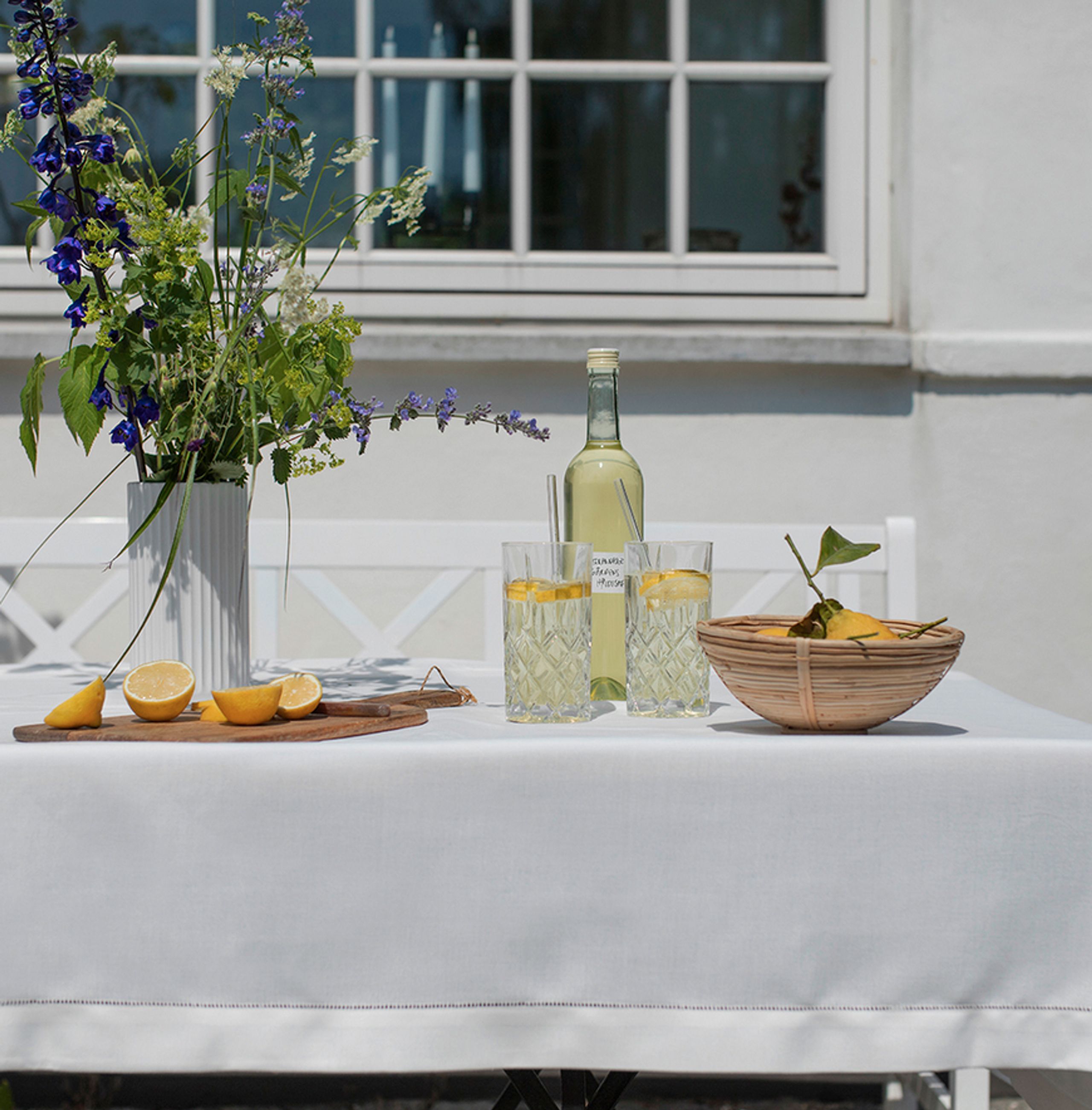 Langkilde & Søn - Borddug - Hvid stofdug med hulsøm - White