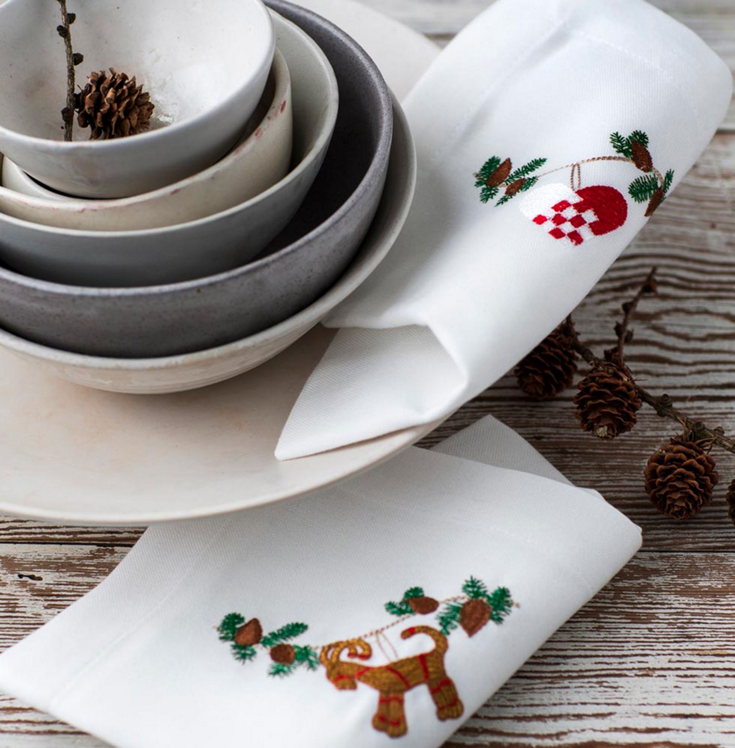 Langkilde & Søn - Cloth napkins - 6 Juleservietter i stof - White