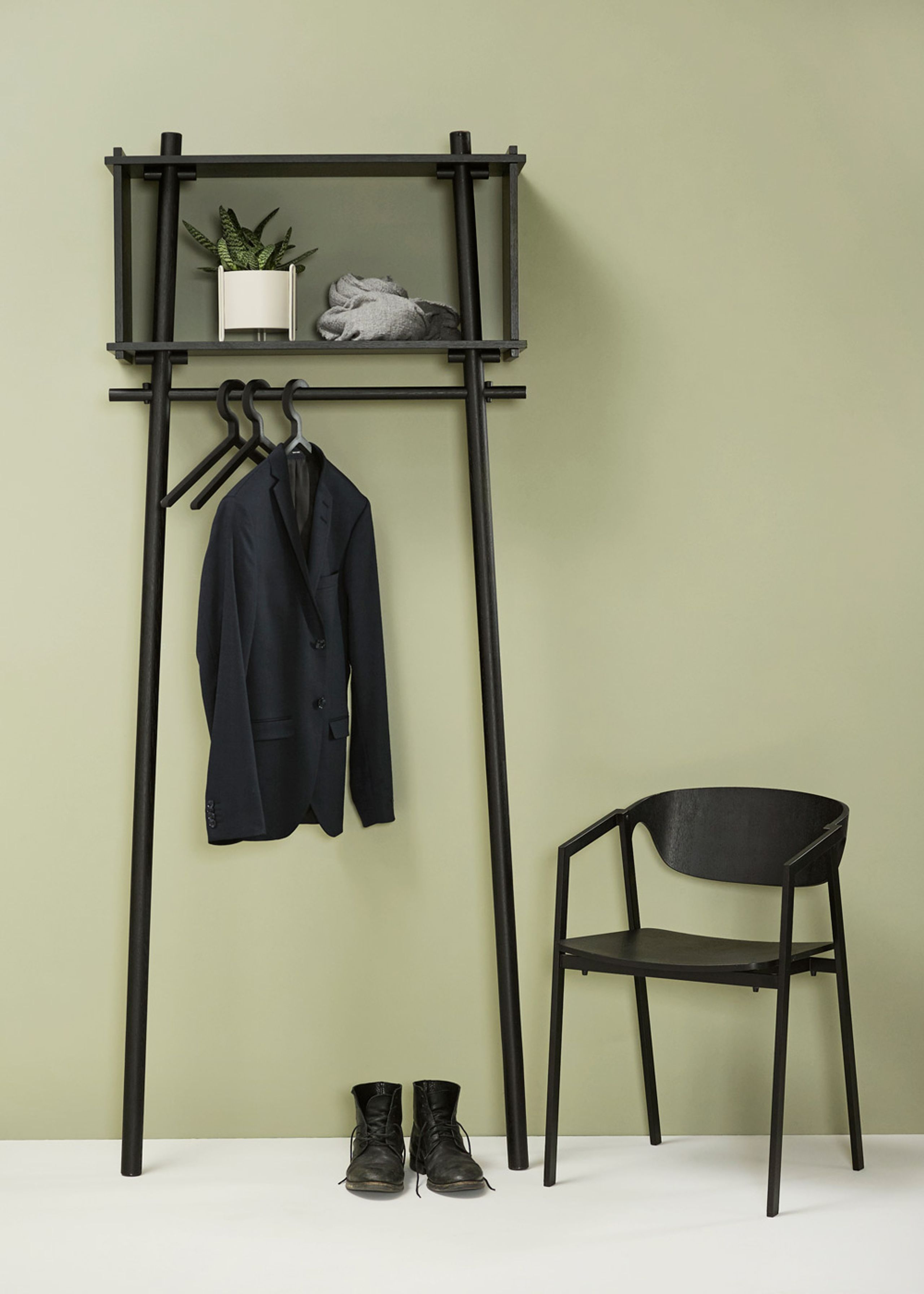 LEMUS - Shelf - Töjbox - Large / Black painted oak