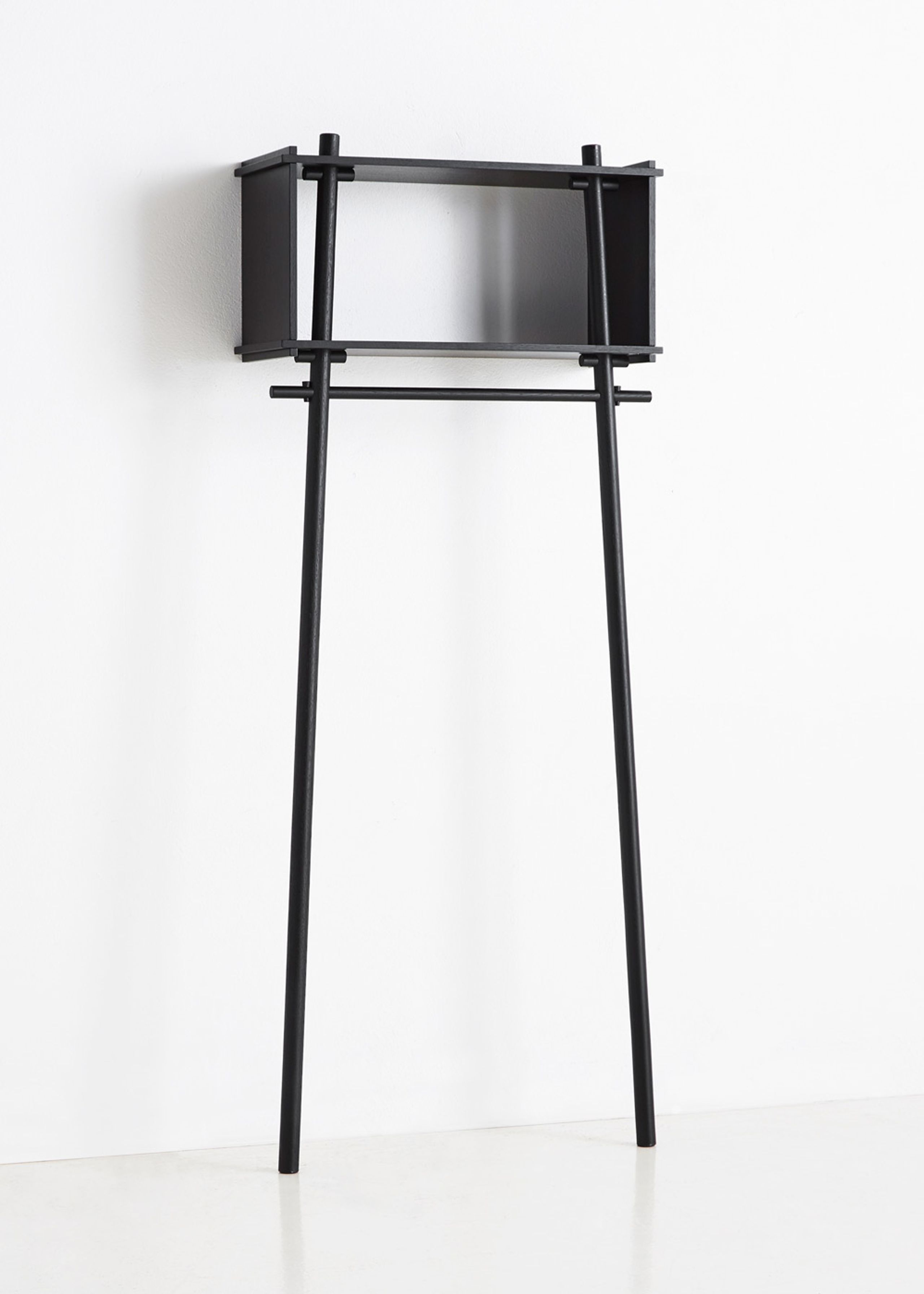 LEMUS - Shelf - Töjbox - Large / Black painted oak