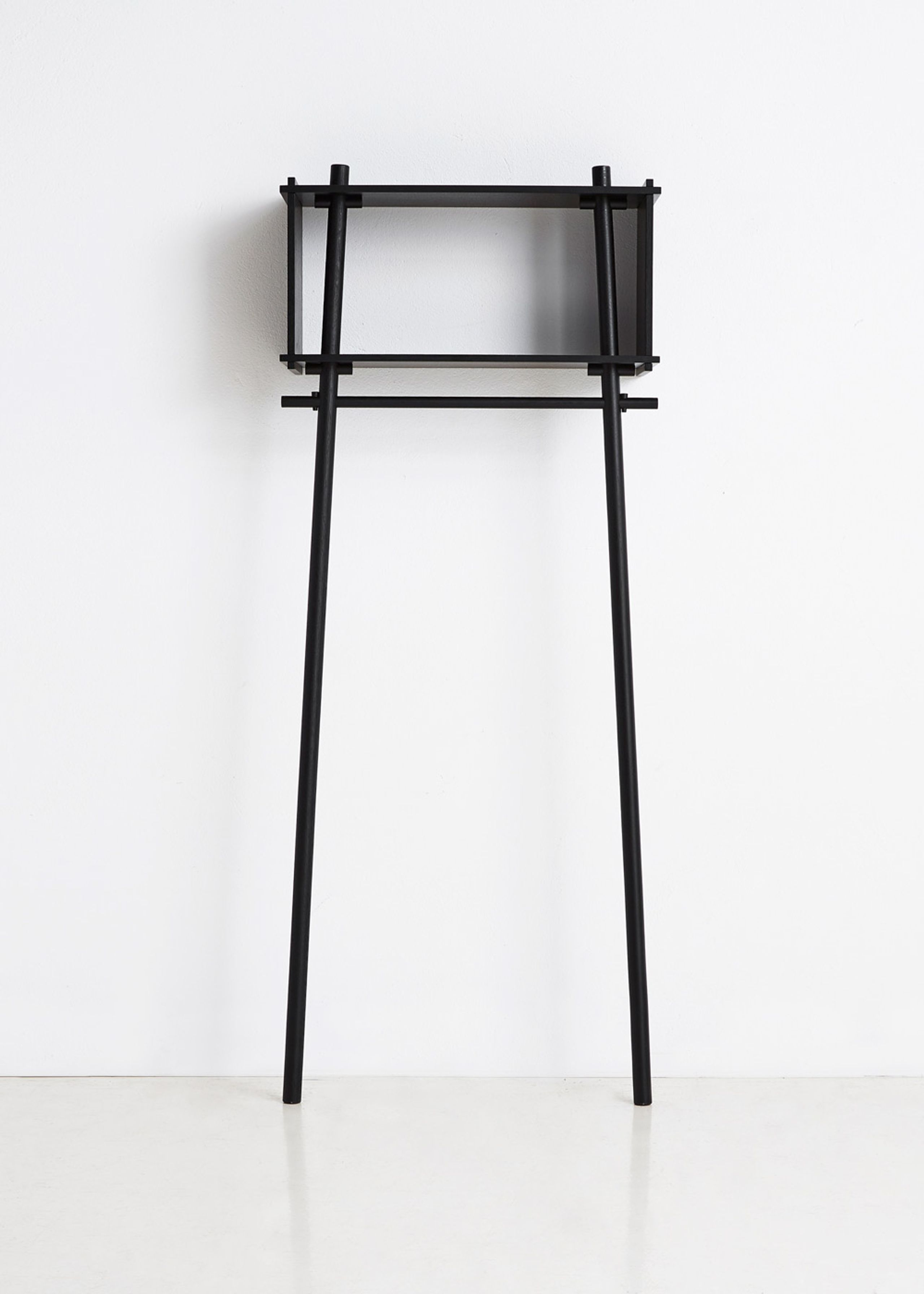 LEMUS - Shelf - Töjbox - Large / Black painted oak