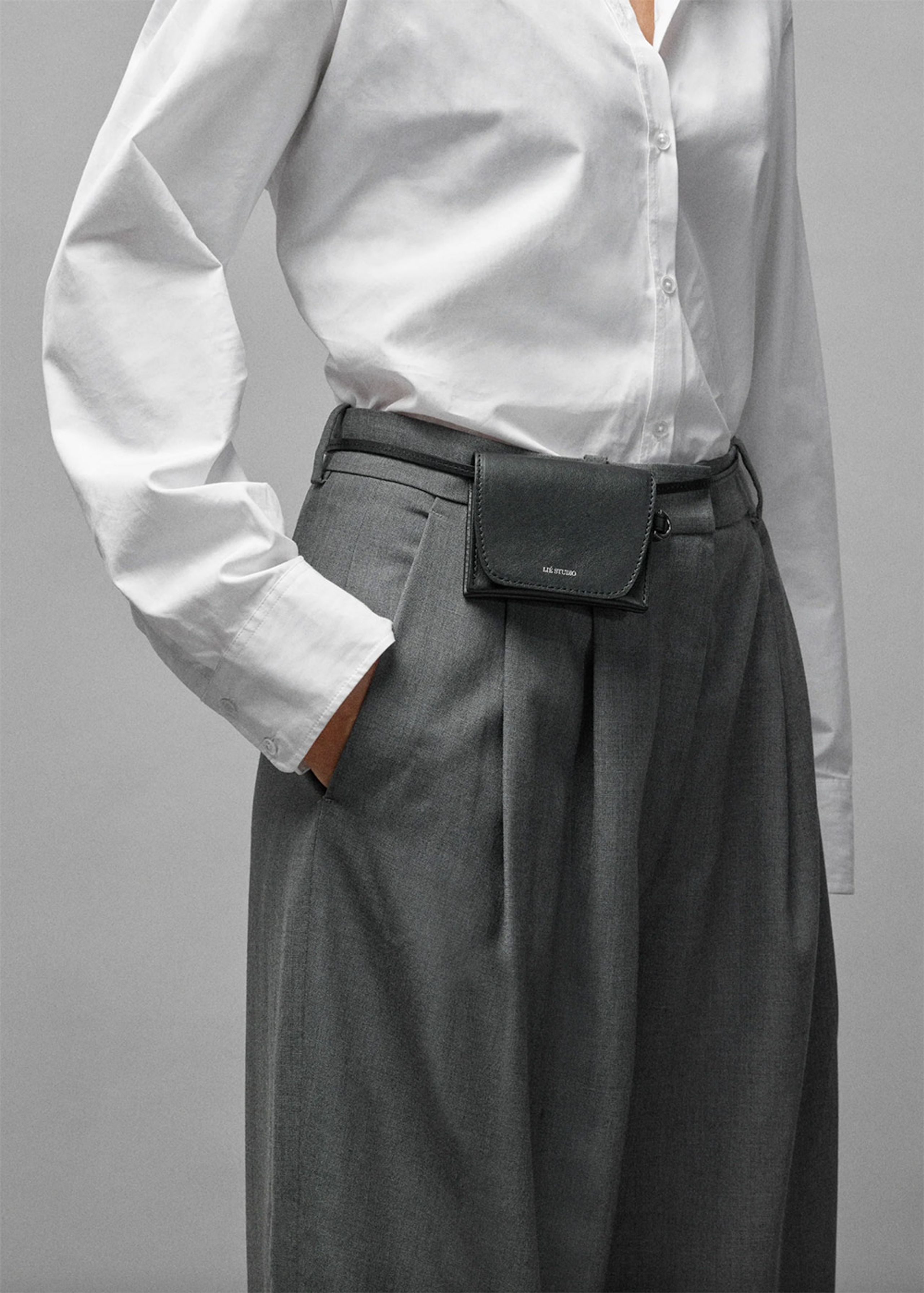 LIÈ STUDIO - Waist bag - The Stella Wallet - Solid Black