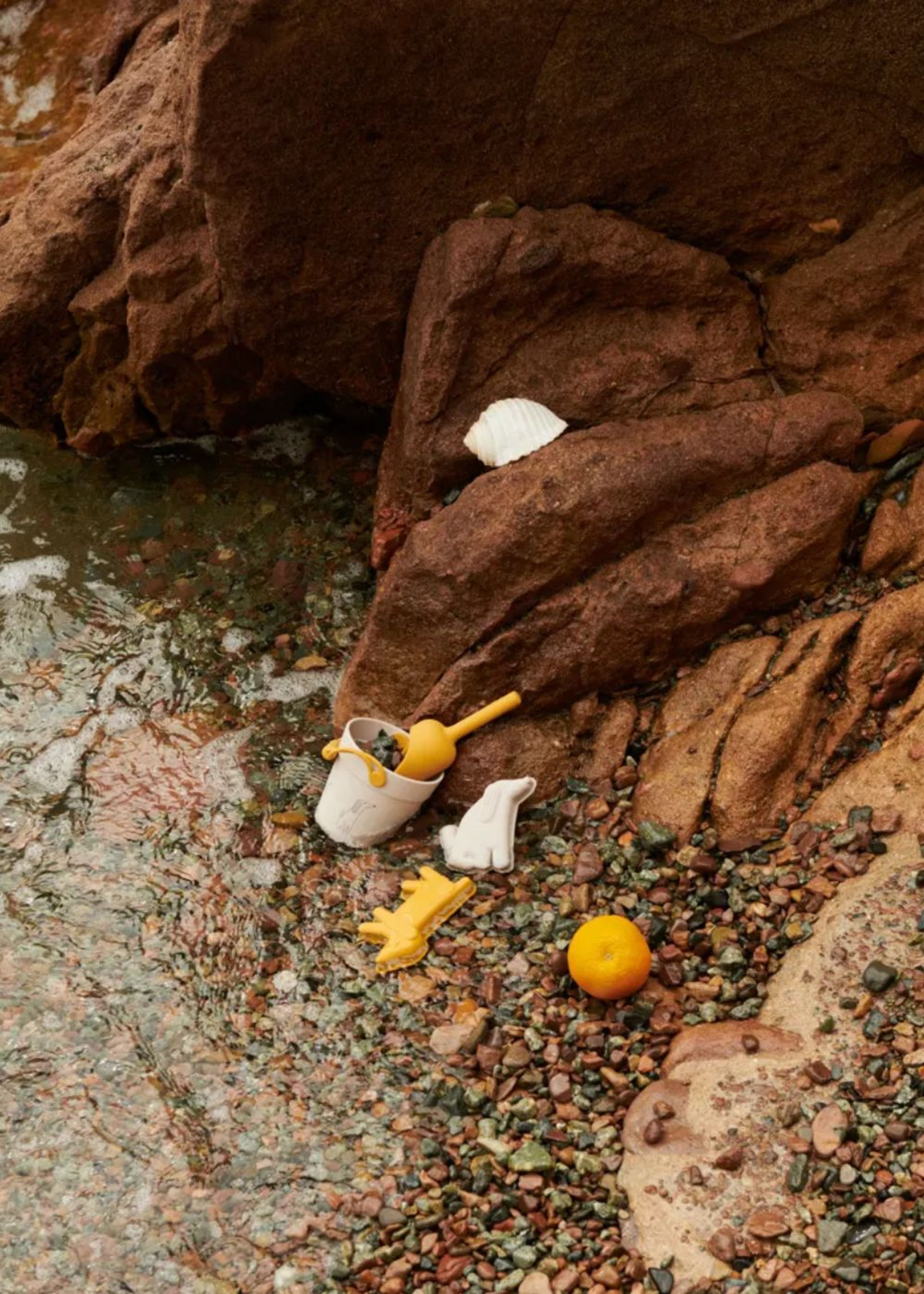 LIEWOOD - Toys - Kit Mini Beach Set - Dog / Sandy