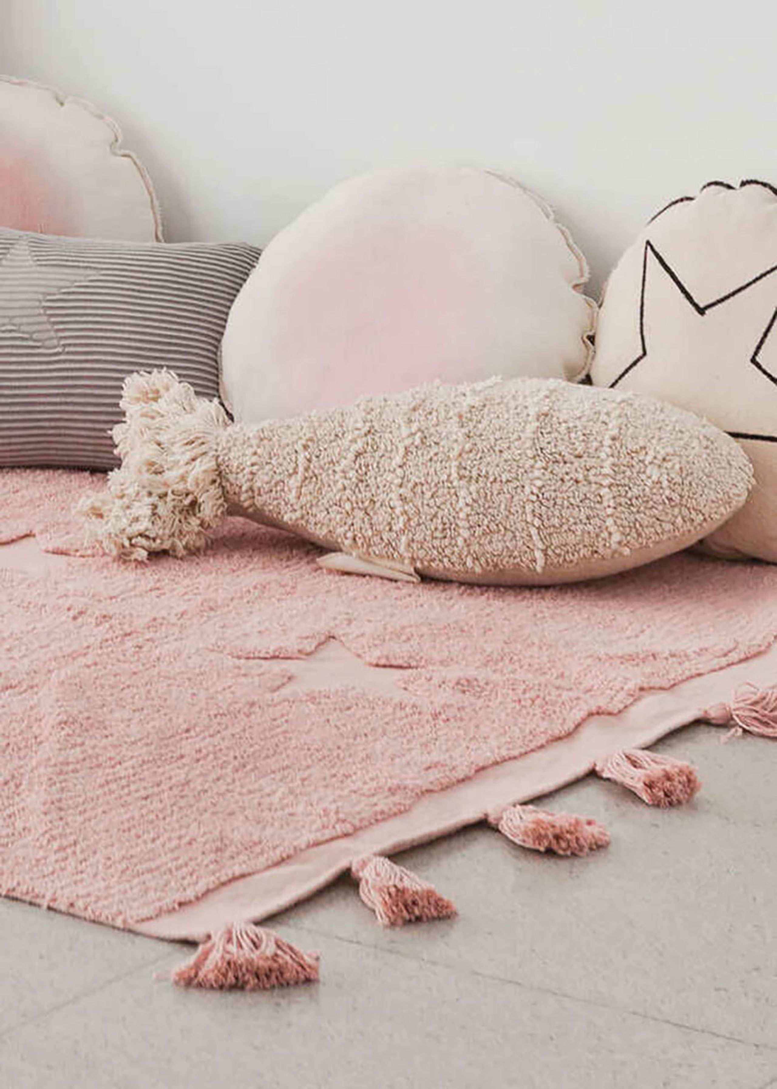 Lorena Canals - Kinderkussen - Washable Cushion Baby Fish - Natural