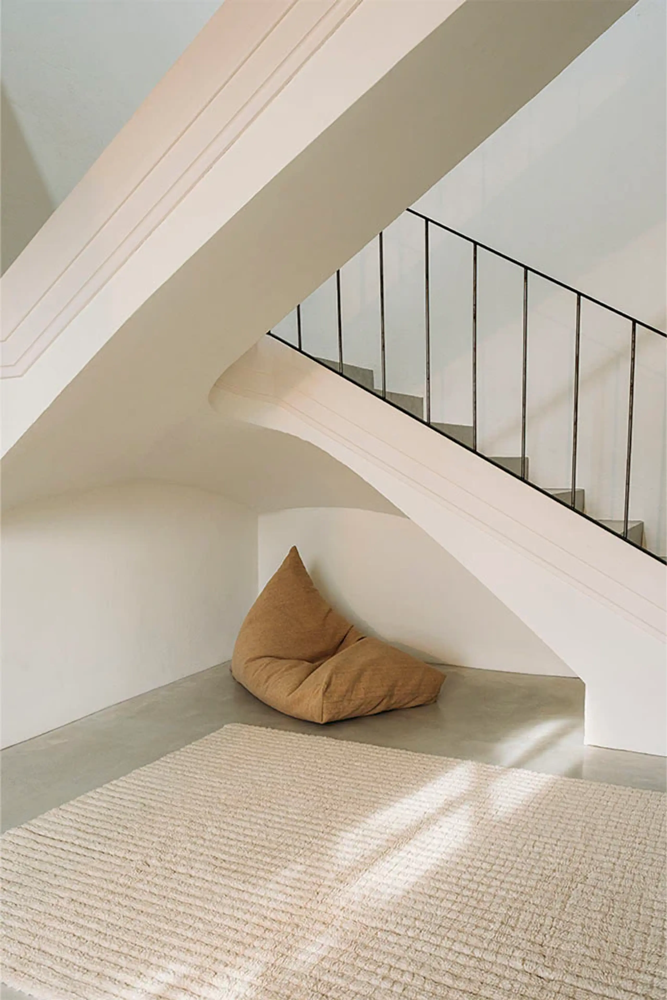 Lorena Canals - Koberec - Wool Rug Net - M - Natural Canvas, Sea Shell