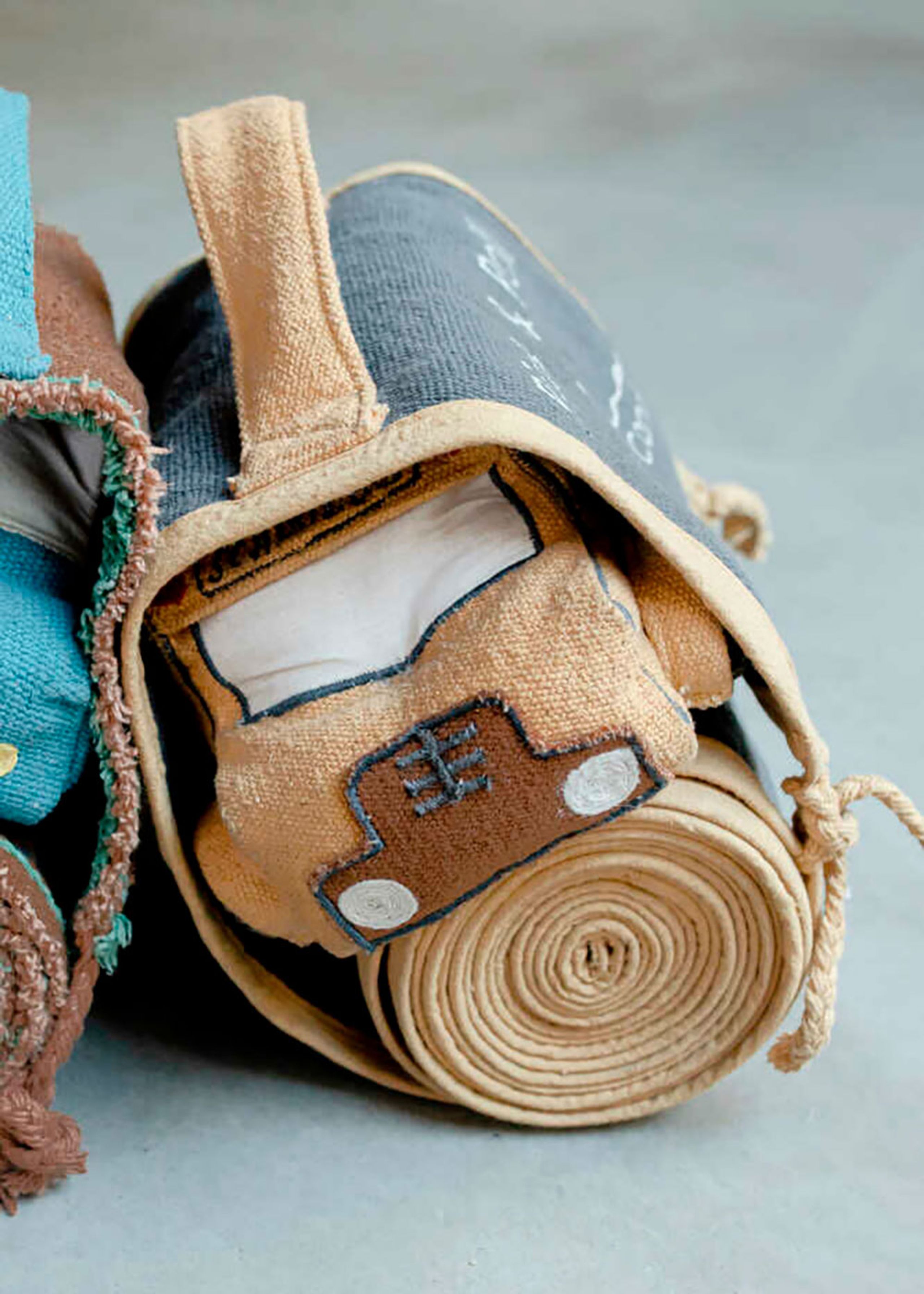 Lorena Canals - Toys - Soft Toy Ride & Roll - School Bus