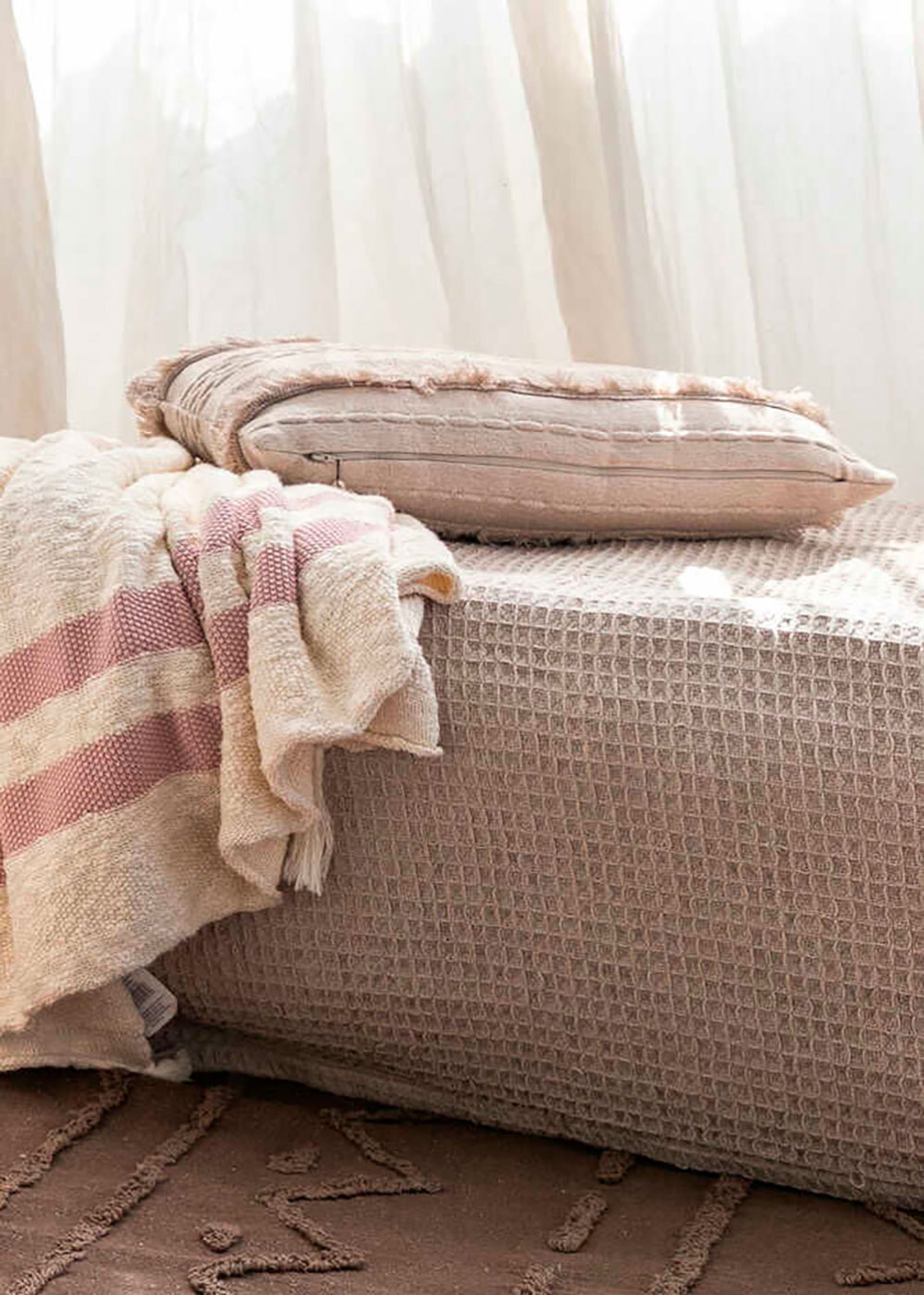 Lorena Canals - Pude - Knitted Cushion Air - White