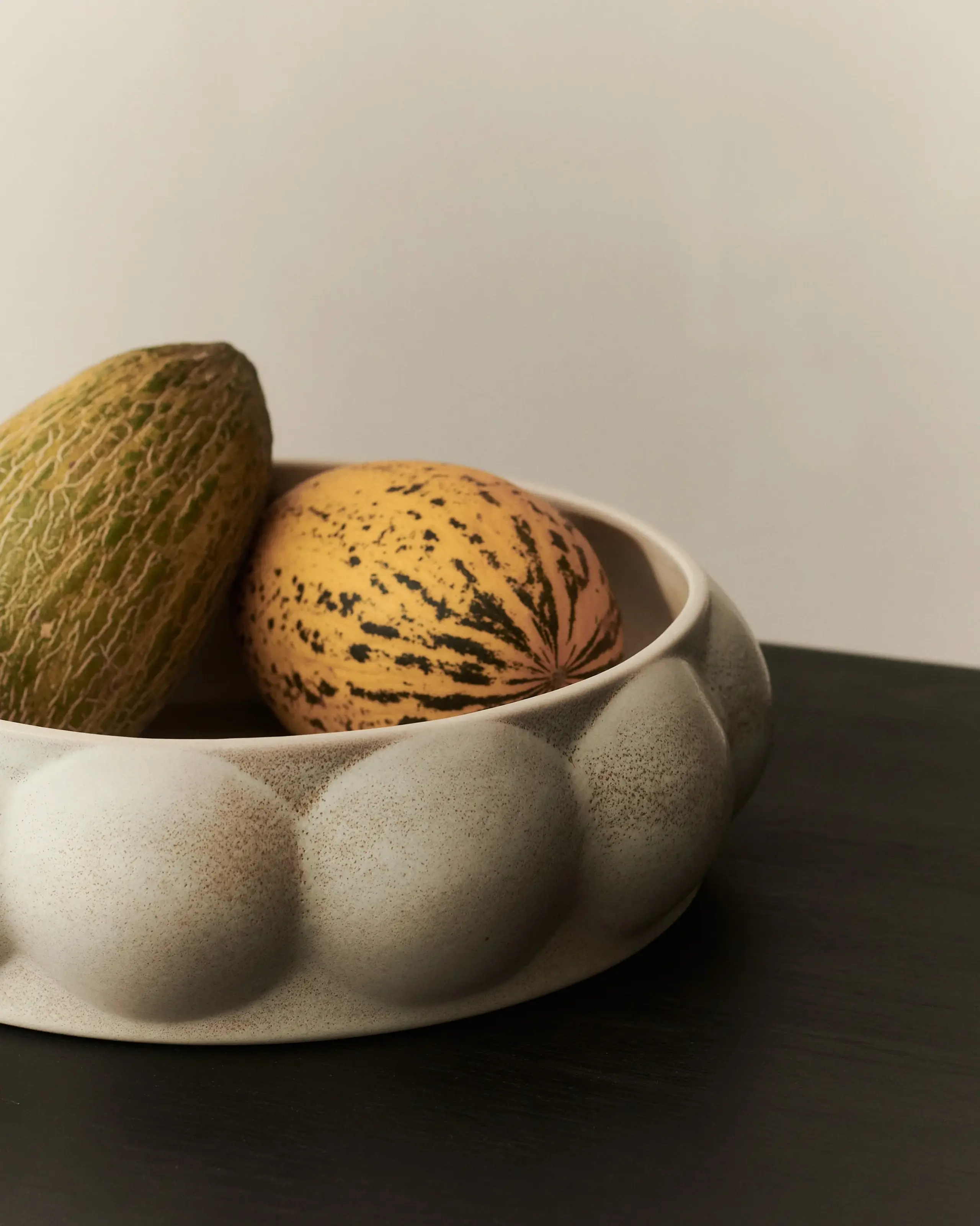 Louise Roe - Plateau - Balloon Tray 07 - Vintage Glaze