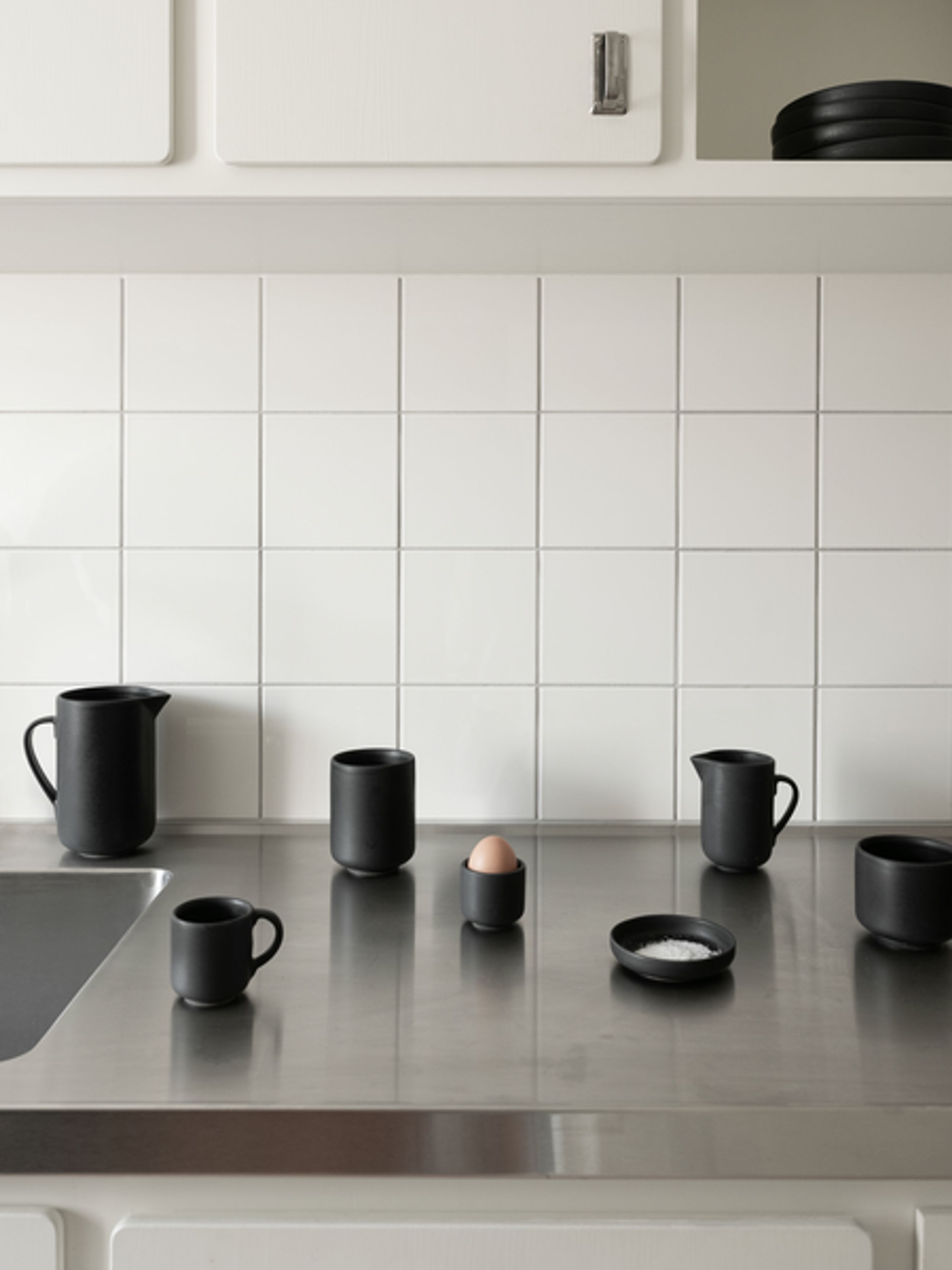 Louise Roe - Cup - Ceramic PISU - #13 Pitcher Ink Black