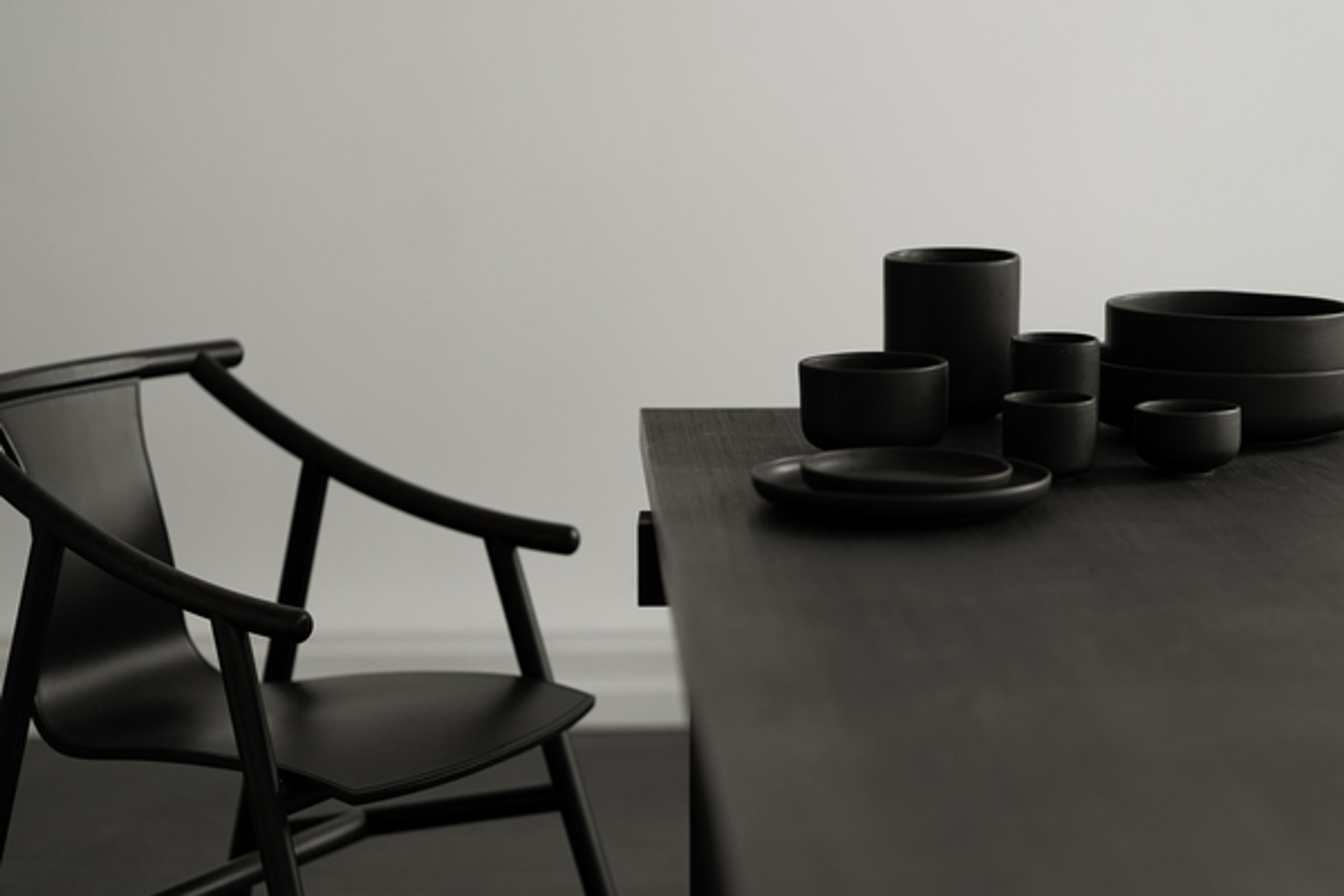 Louise Roe - Cup - Ceramic PISU - #15 Pitcher Ink Black