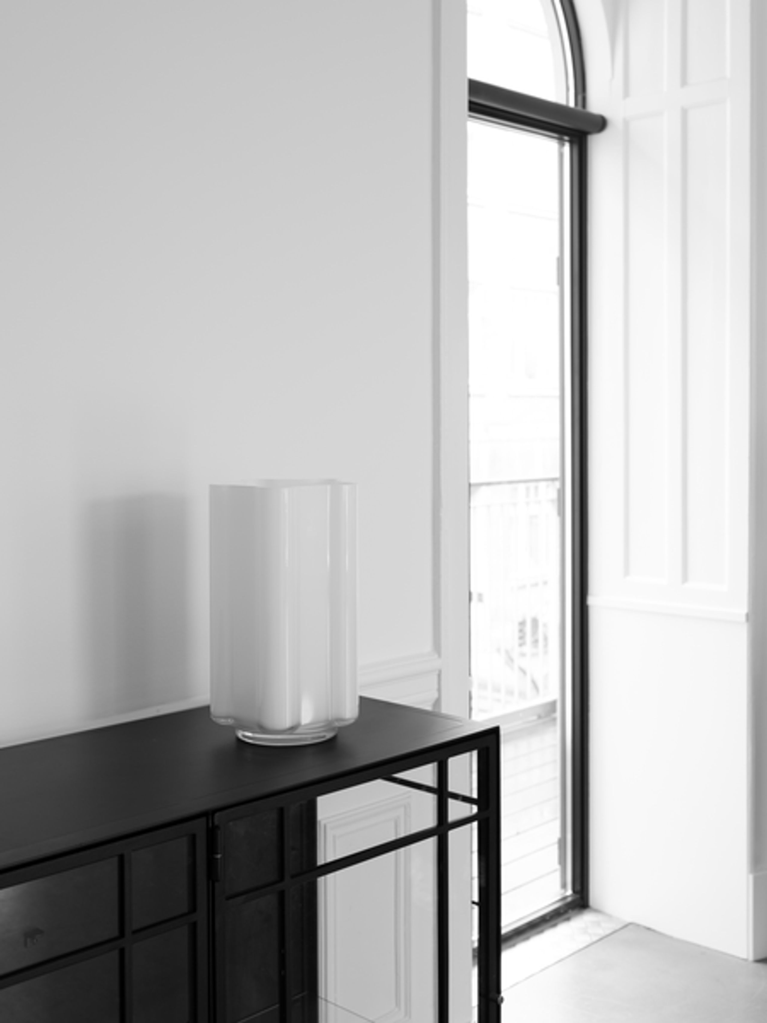 Louise Roe - Vase - Funki Vase - Funki Vase Rounded Opal White