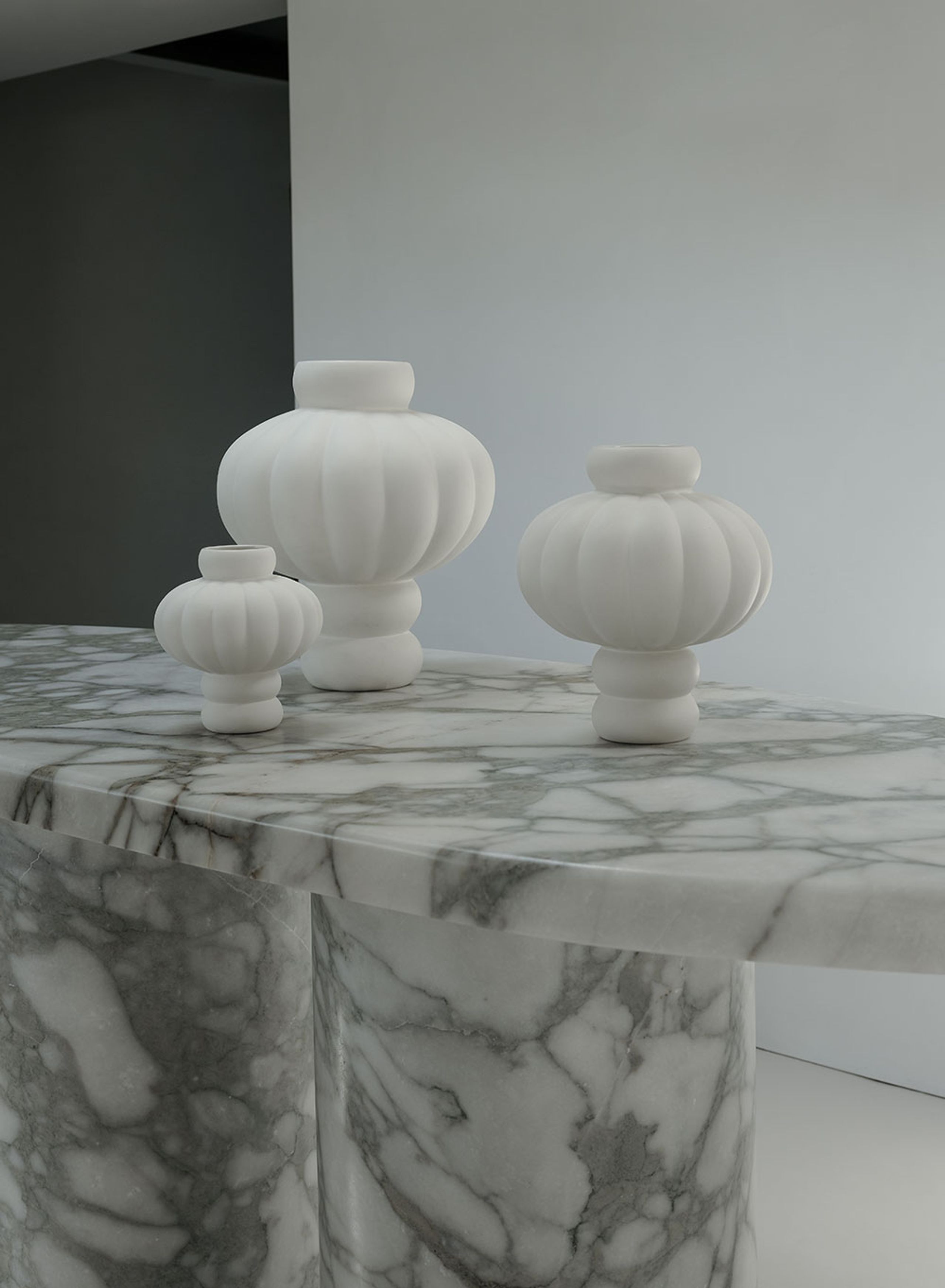 Louise Roe - Vase - Balloon Vase 03 - Sanded Grey