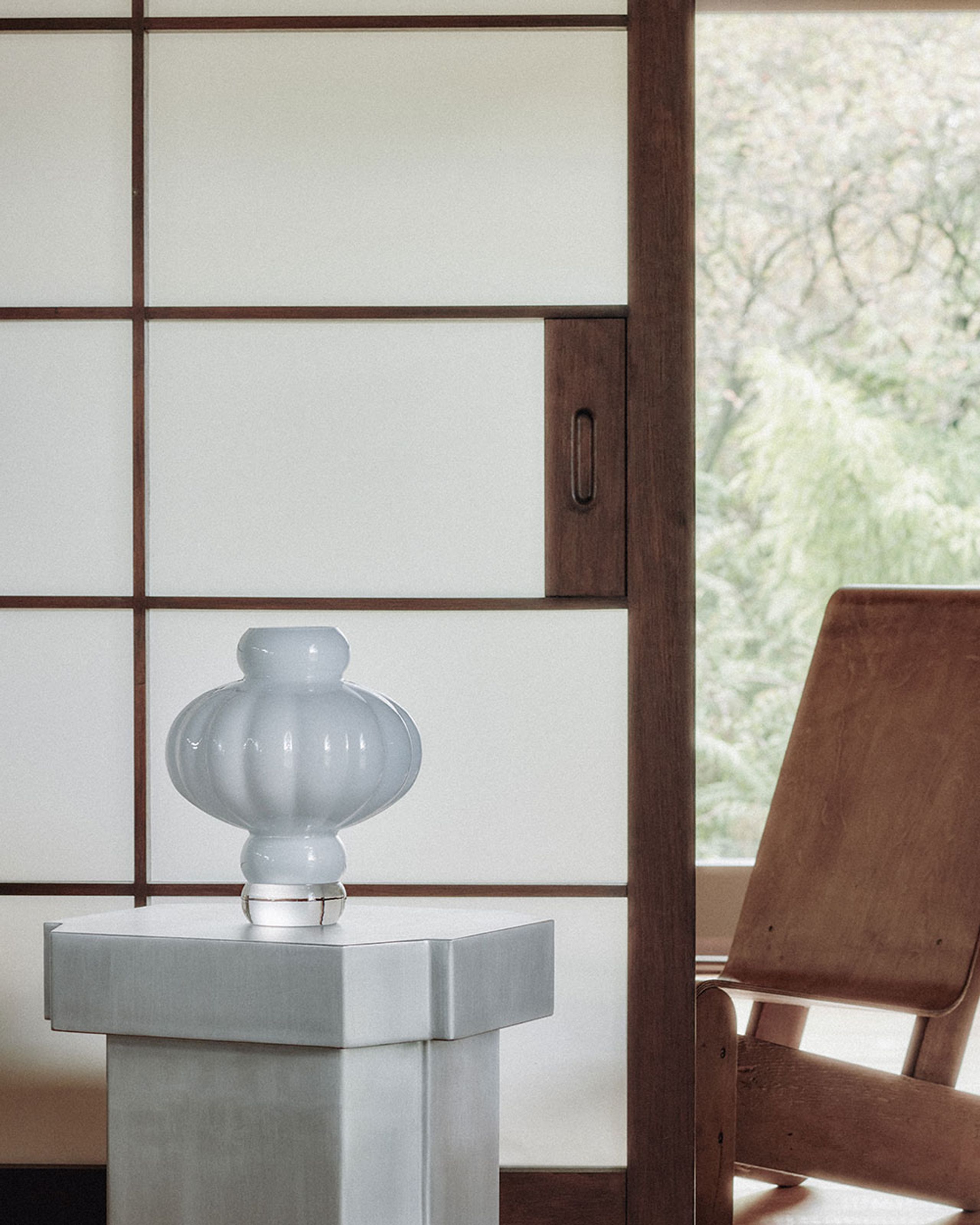 Louise Roe - Váza - Balloon Vase 08 - Smoke