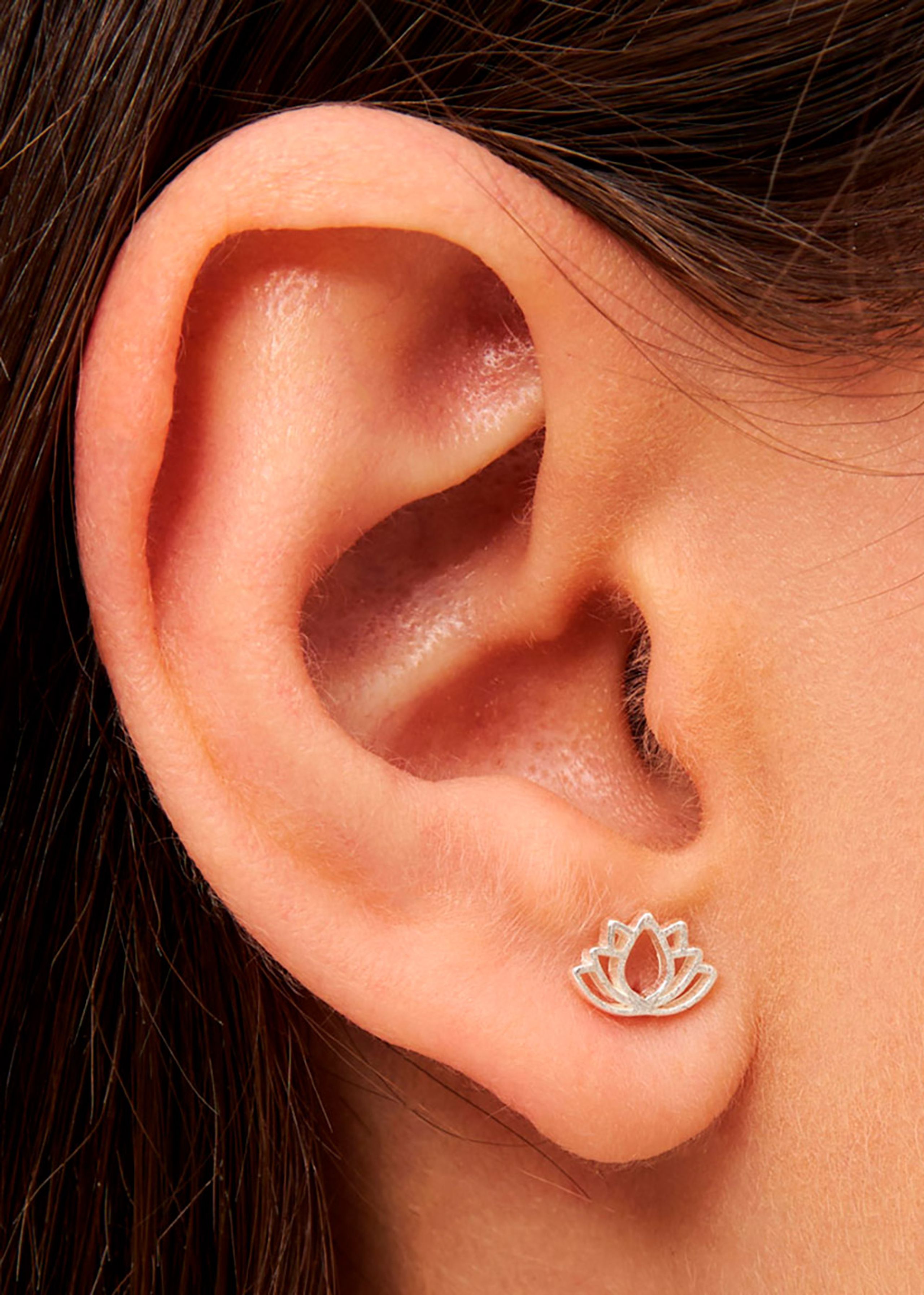 LULU Copenhagen - Brinco - Lotus Earring - Silver plated