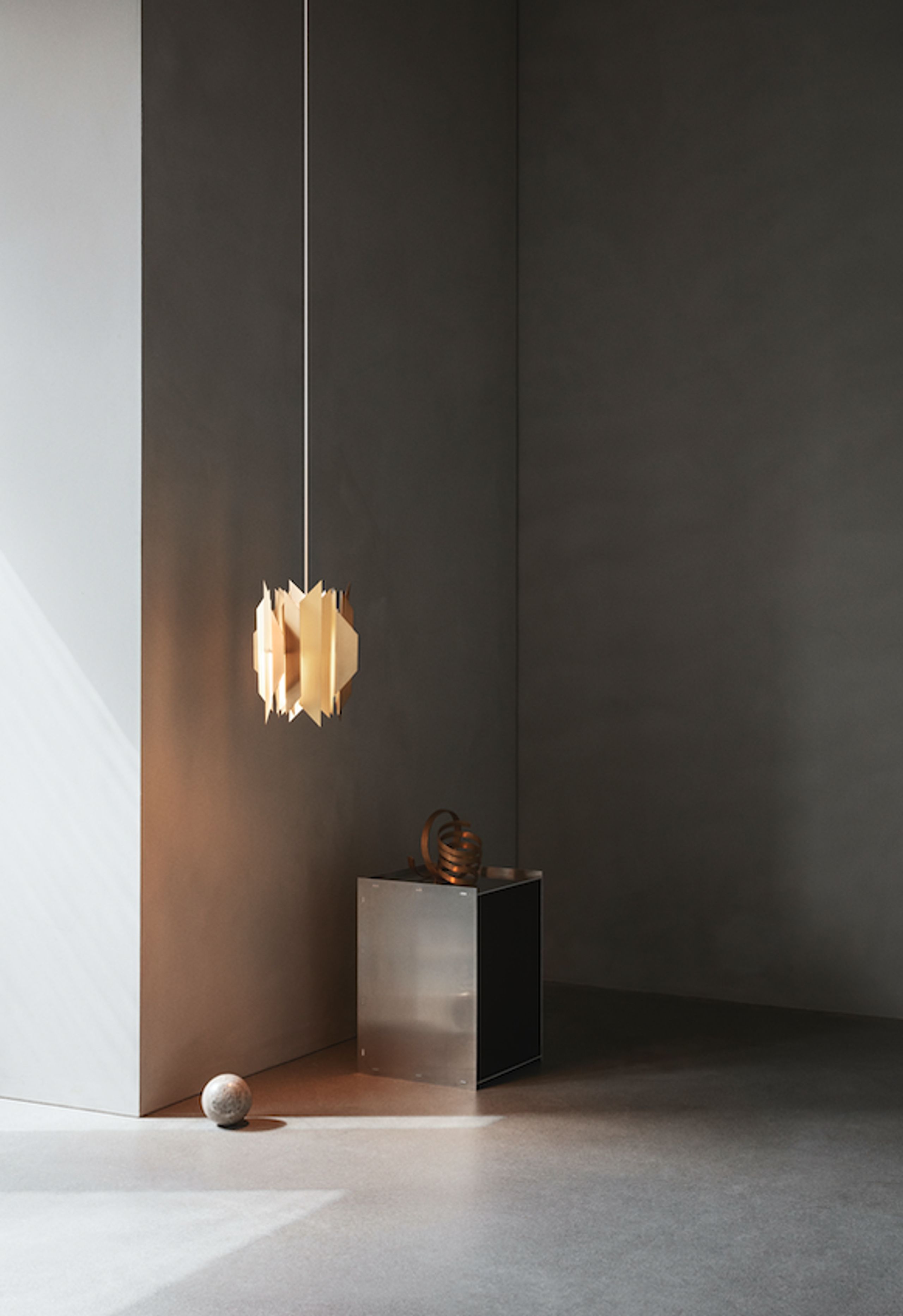 LYFA - Pendant Lamp - Divian 2 - Gold 245