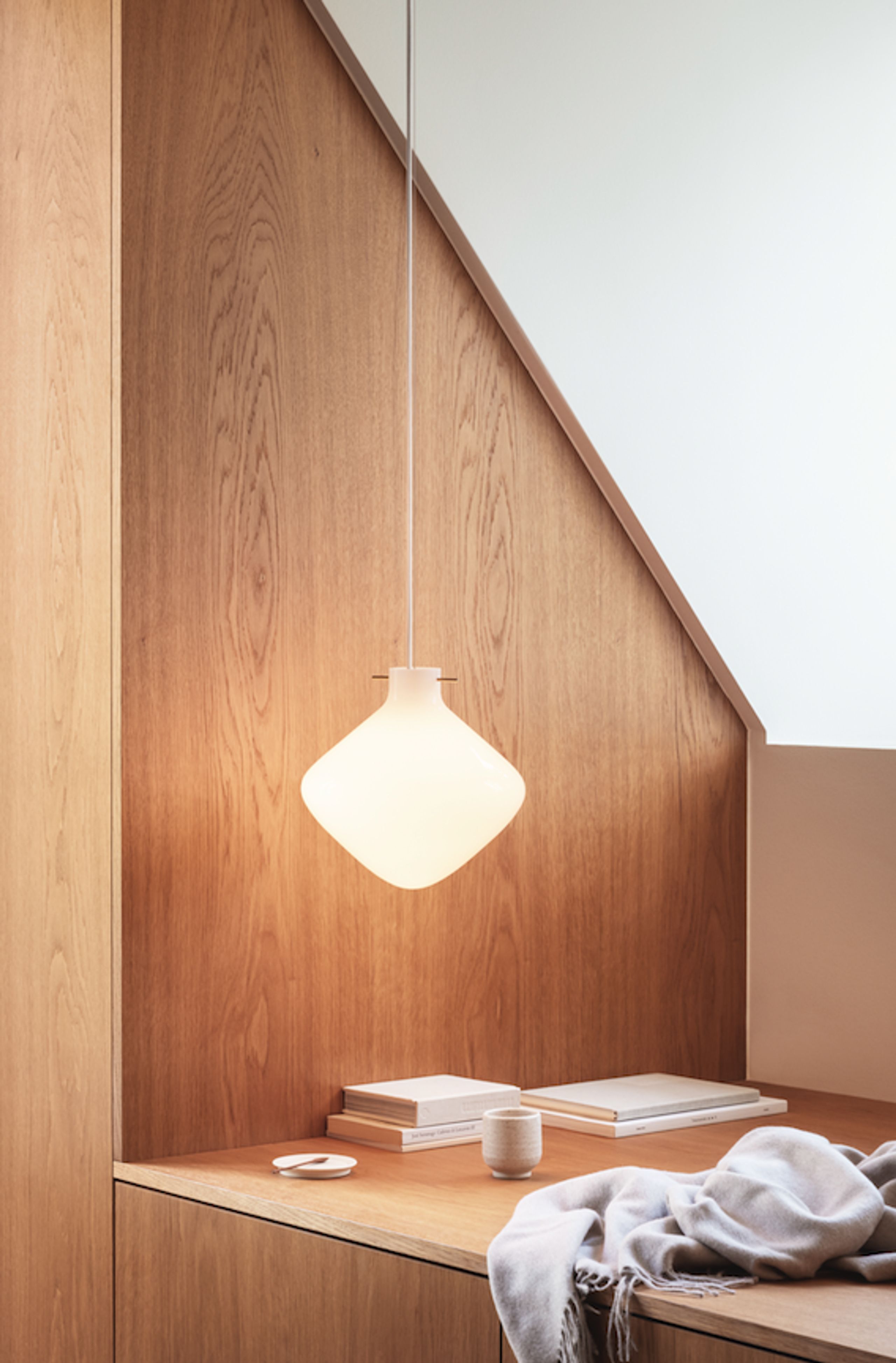 LYFA - Pendant Lamp - REPOSE Pendel - Brass 260