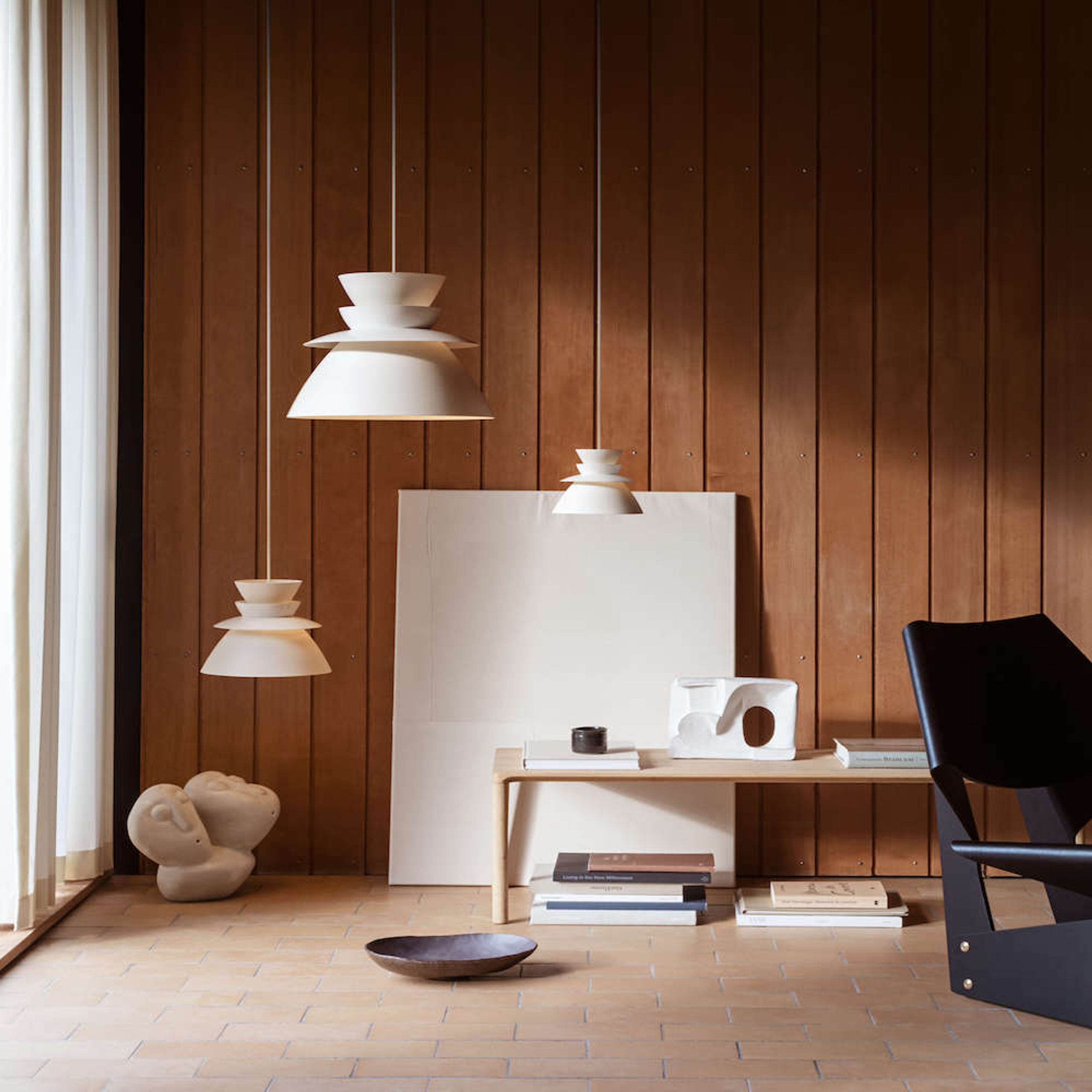 LYFA - Pendant lamp - Sundower / pendant - Black / Ø175