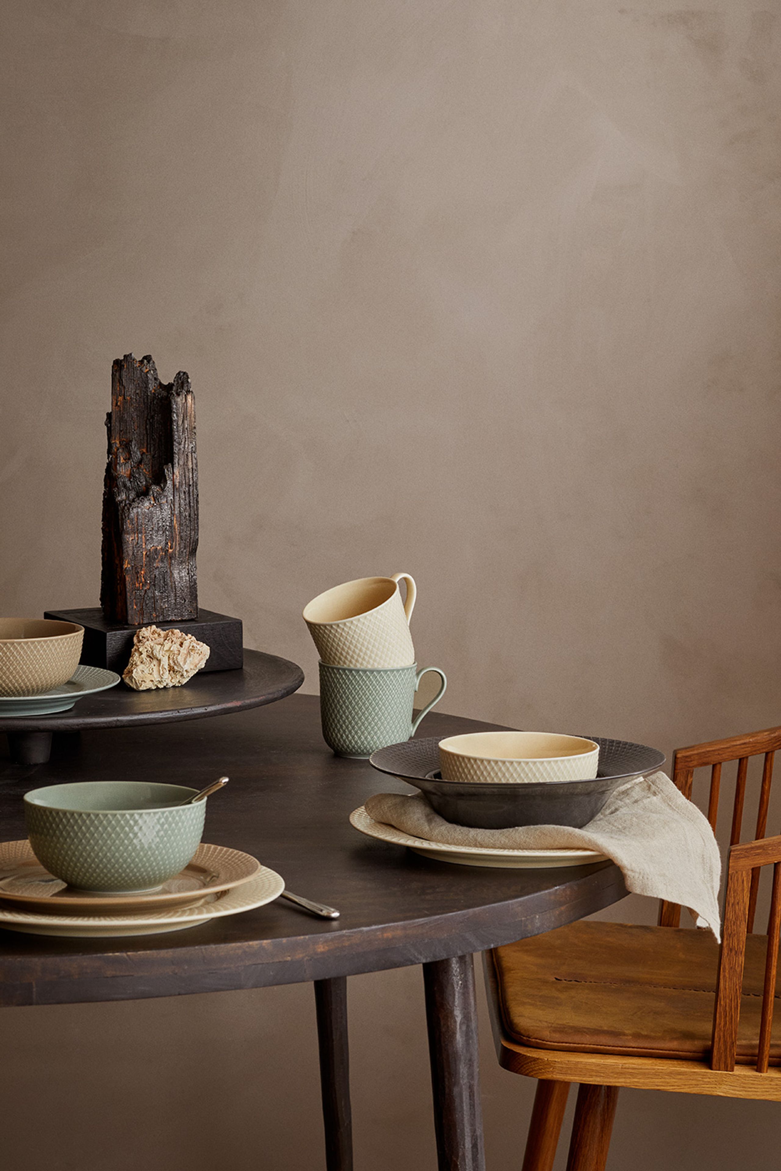 Lyngby Porcelain - Disco - Rhombe Plate Ø23 cm - Clay