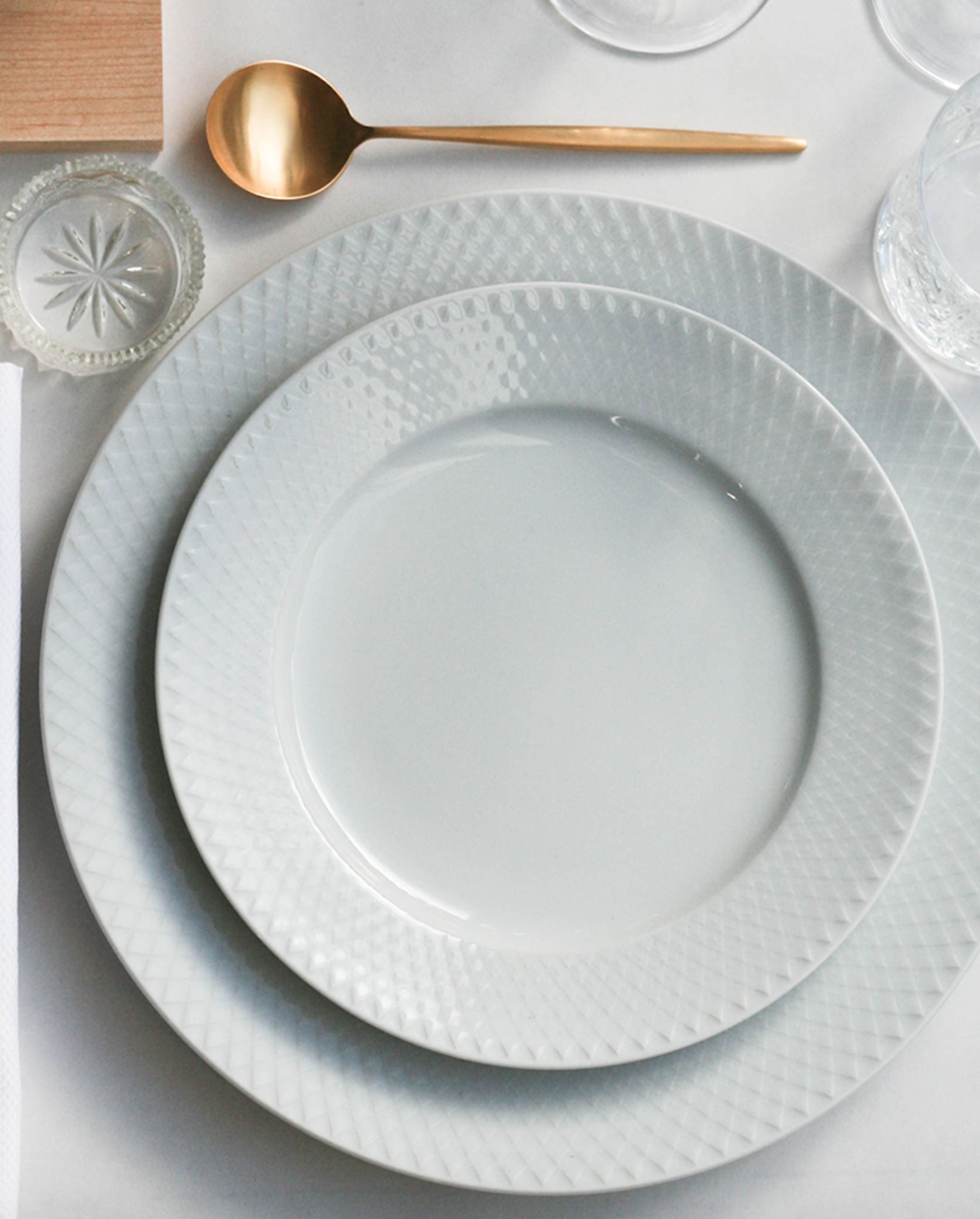Lyngby Porcelain - Tallerken - Rhombe Middagstallerken Ø27 cm - Hvid