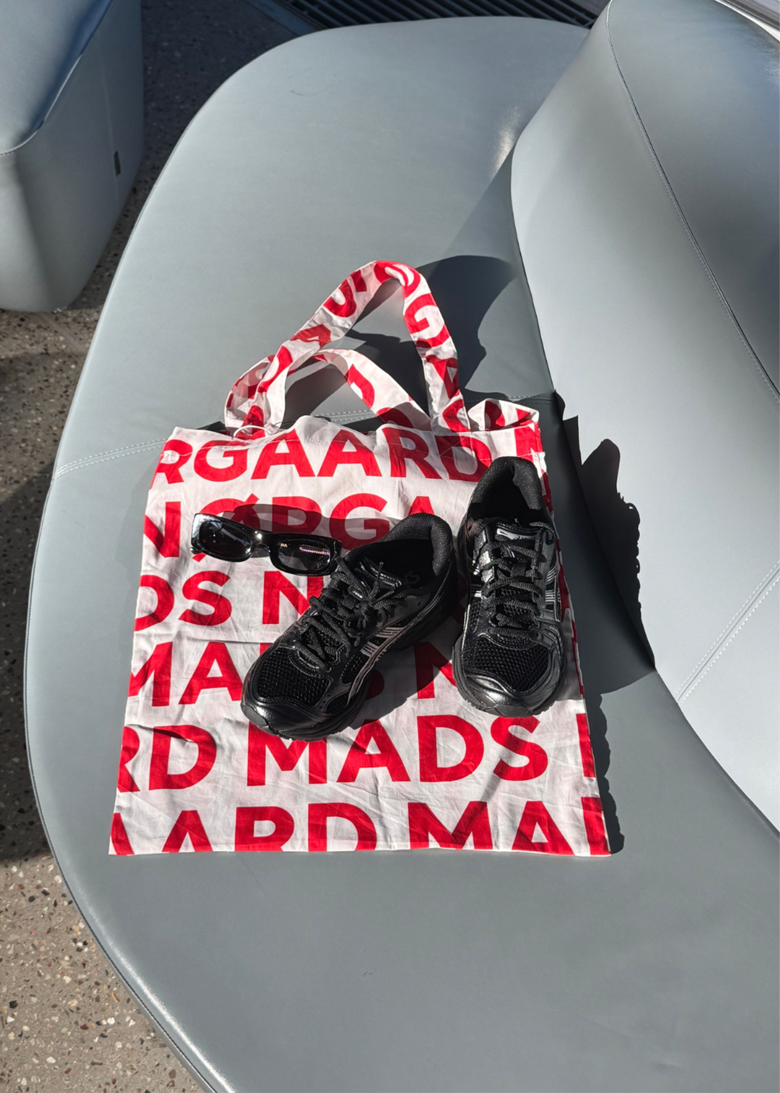 Mads Nørgaard - Acheteur - Sacky Atoma Aop Bag - Fiery Red