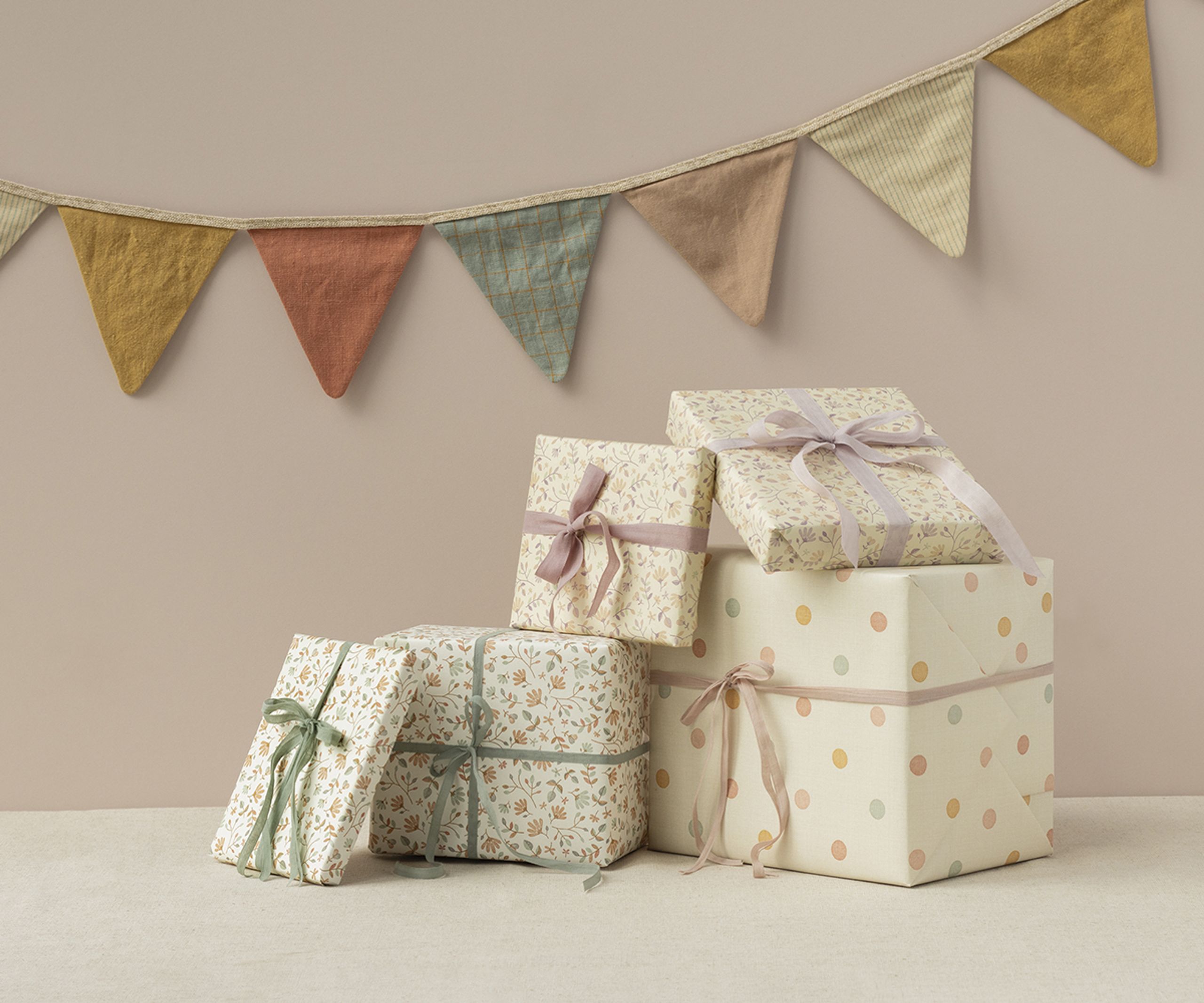 Maileg - Gift wrap - Patterned gift wrap - Merle heather