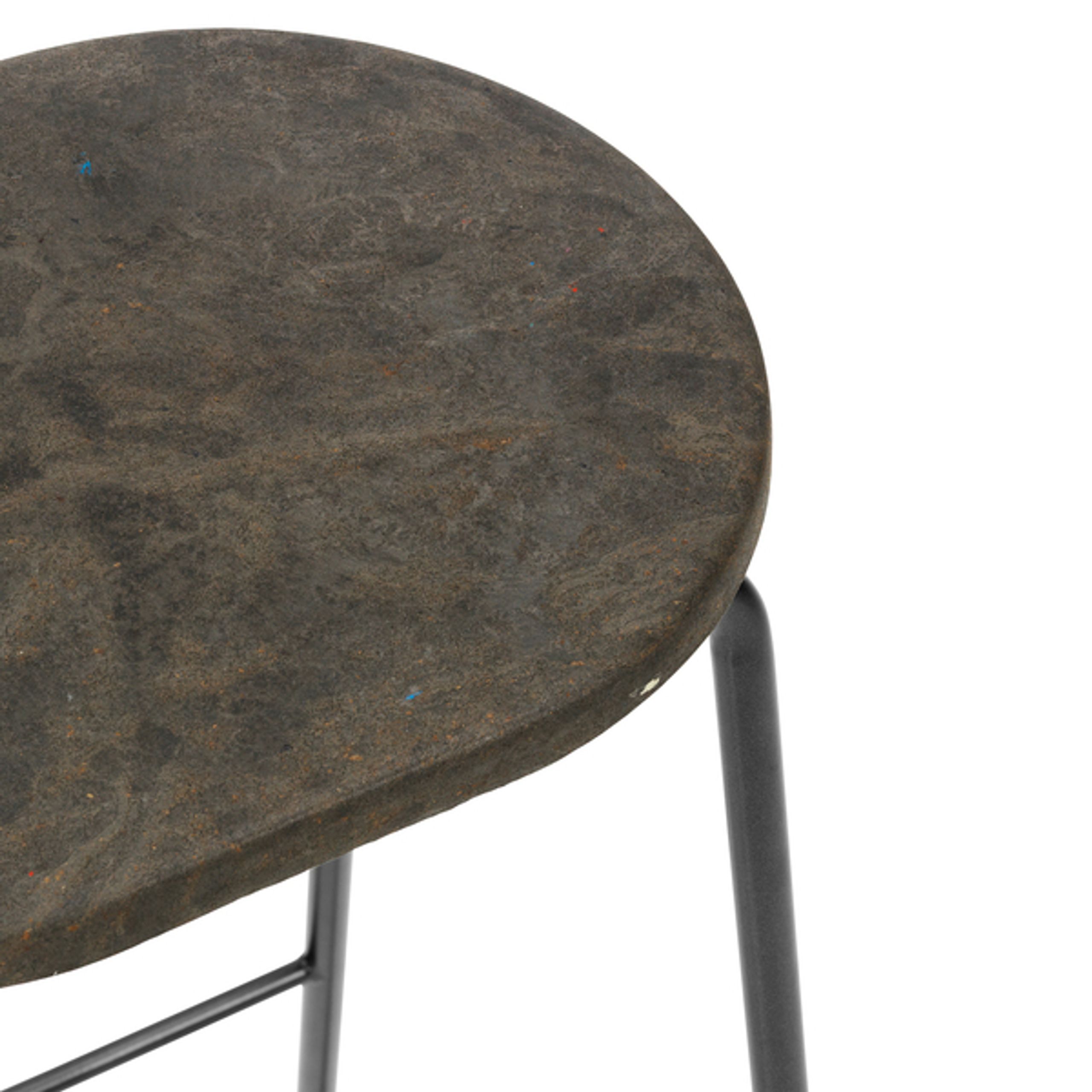 Mater - Tabouret de bar - Earth Stool - Coffee Waste Edition Dark 69