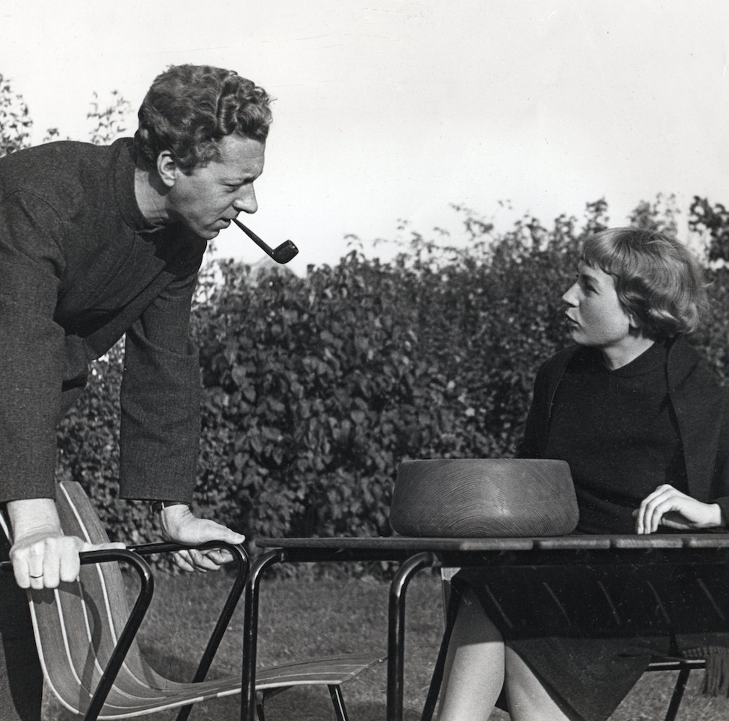 Mater - Garden table - Ocean Table By Nanna Ditzel - Black 2 pers.