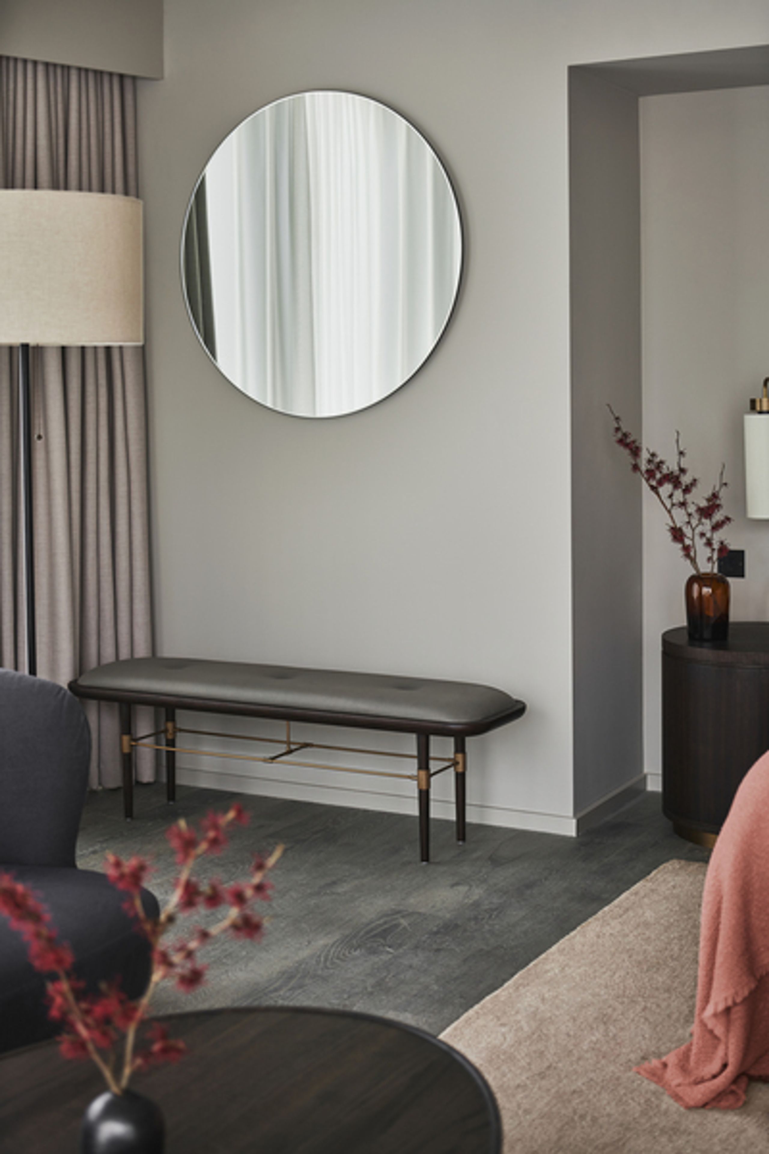 Mater - Spisebord - Accent Table - Sirka Grå Farvet Eg - Small