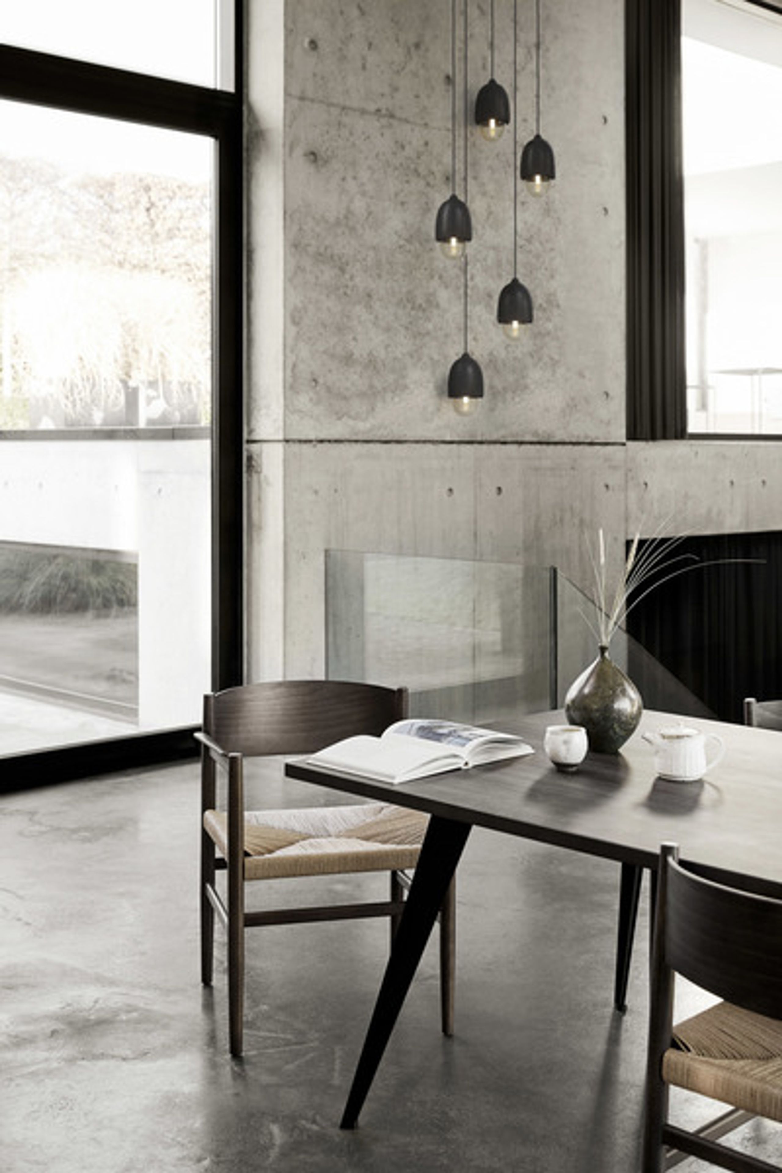 Mater - Dining Table - Mater Dining Table - Sirka Grå Farvet Bøg