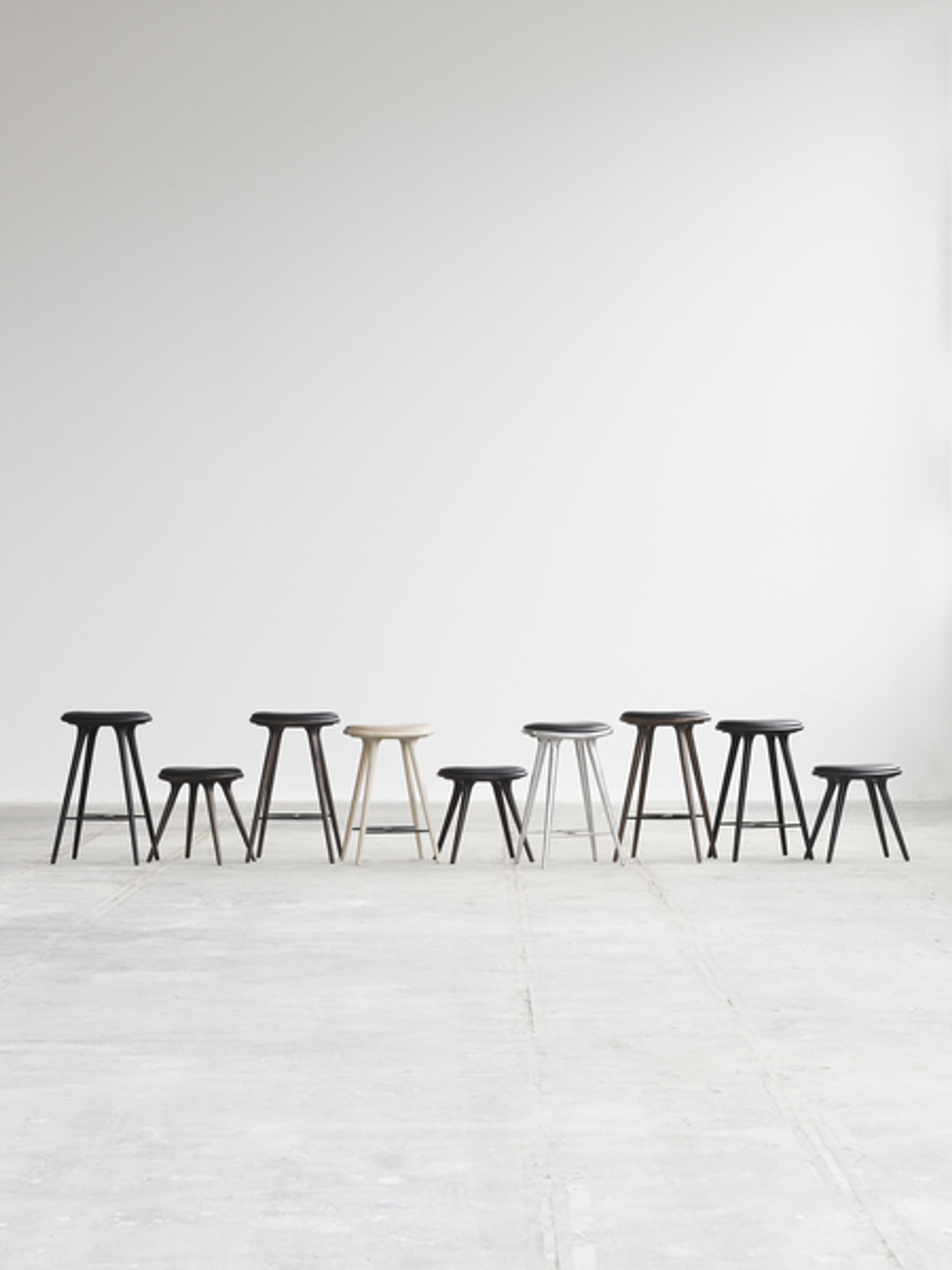 Mater - Cadeira - High Stool 74 - Sirka Grey Stained Oak