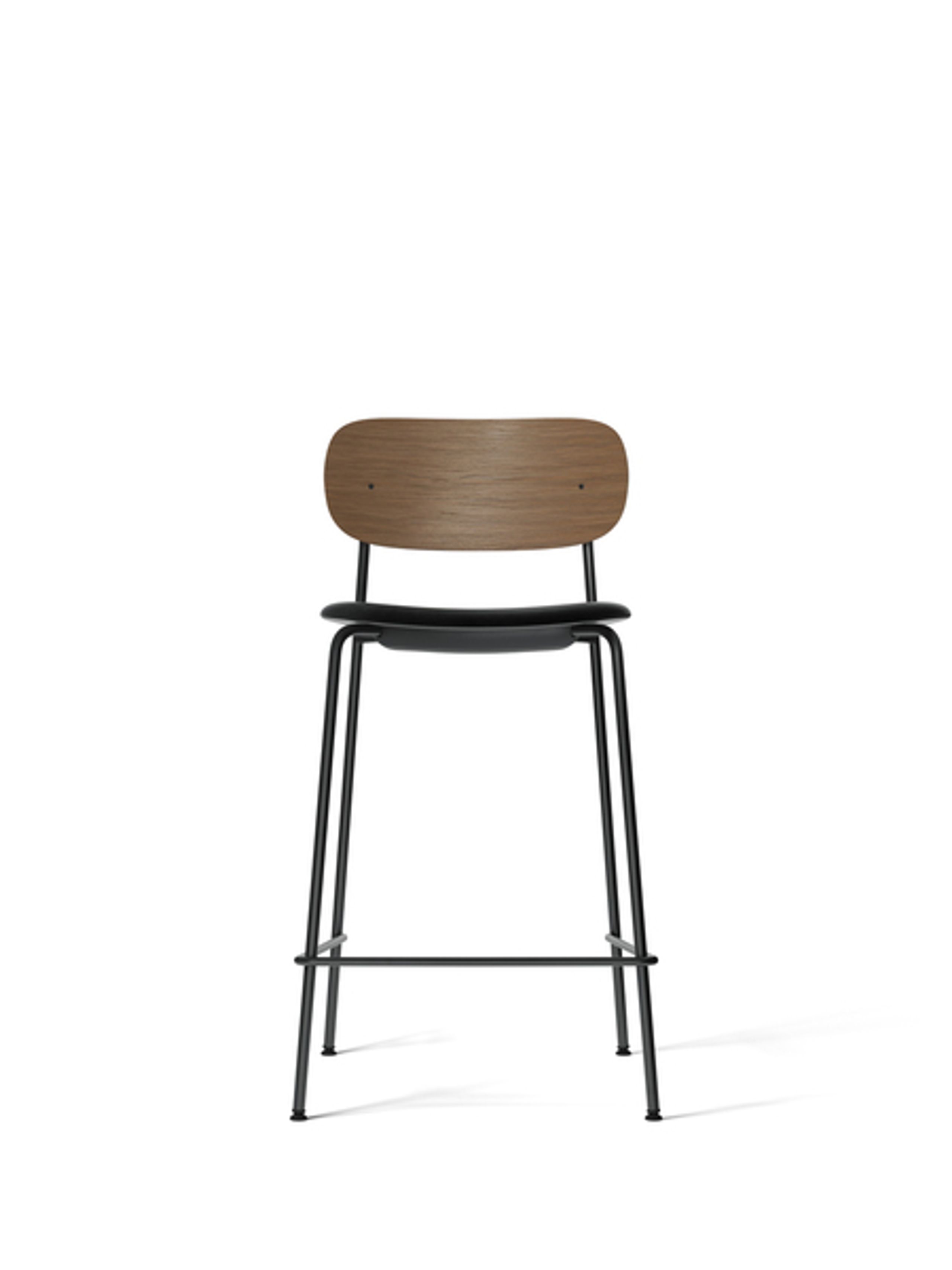 MENU - Barstol - Co Counter Chair - Black Steel / Dark Stained Oak / Dakar 0842
