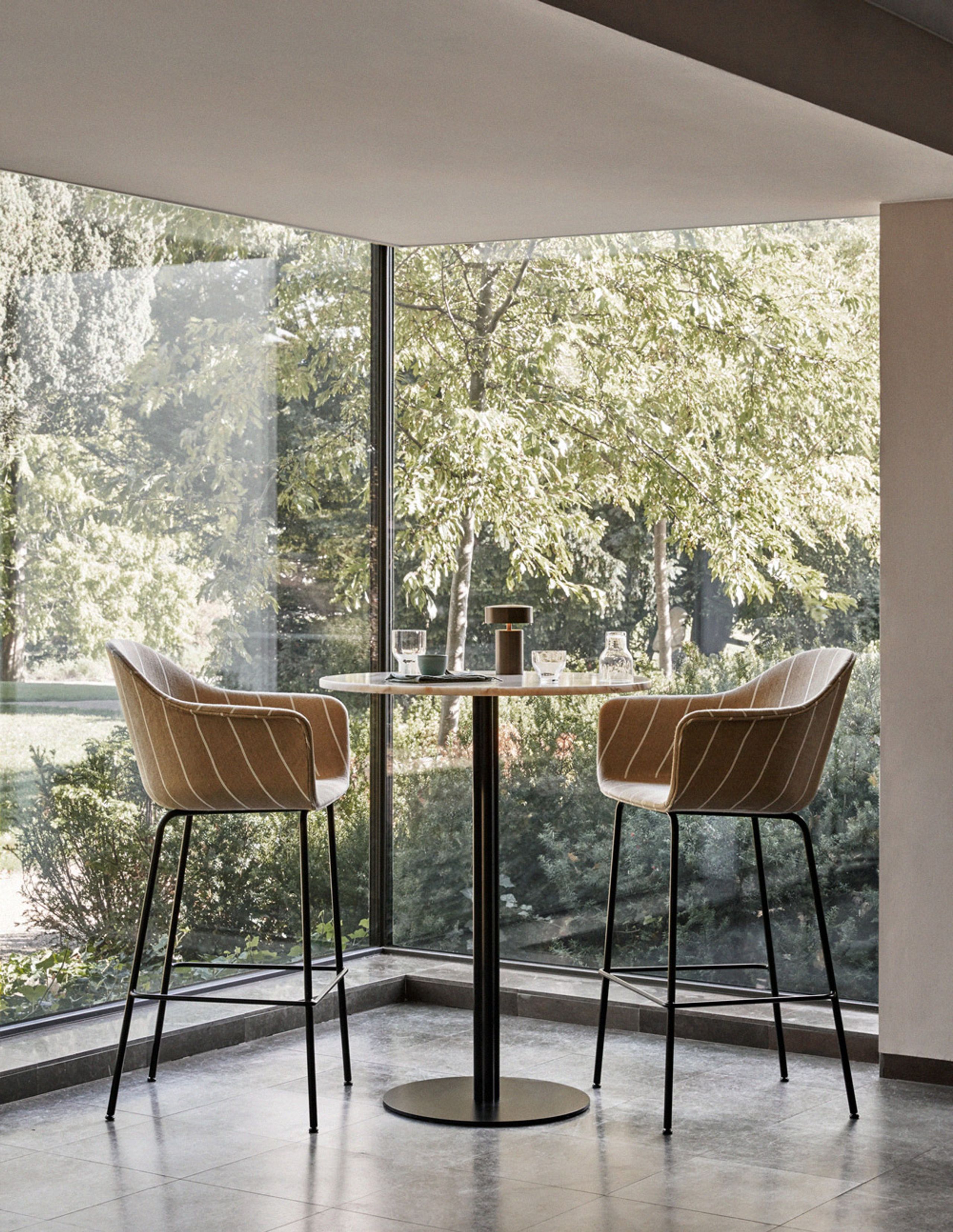 MENU - Bar stool - Harbour Counter Chair / Black Steel Base - Khaki