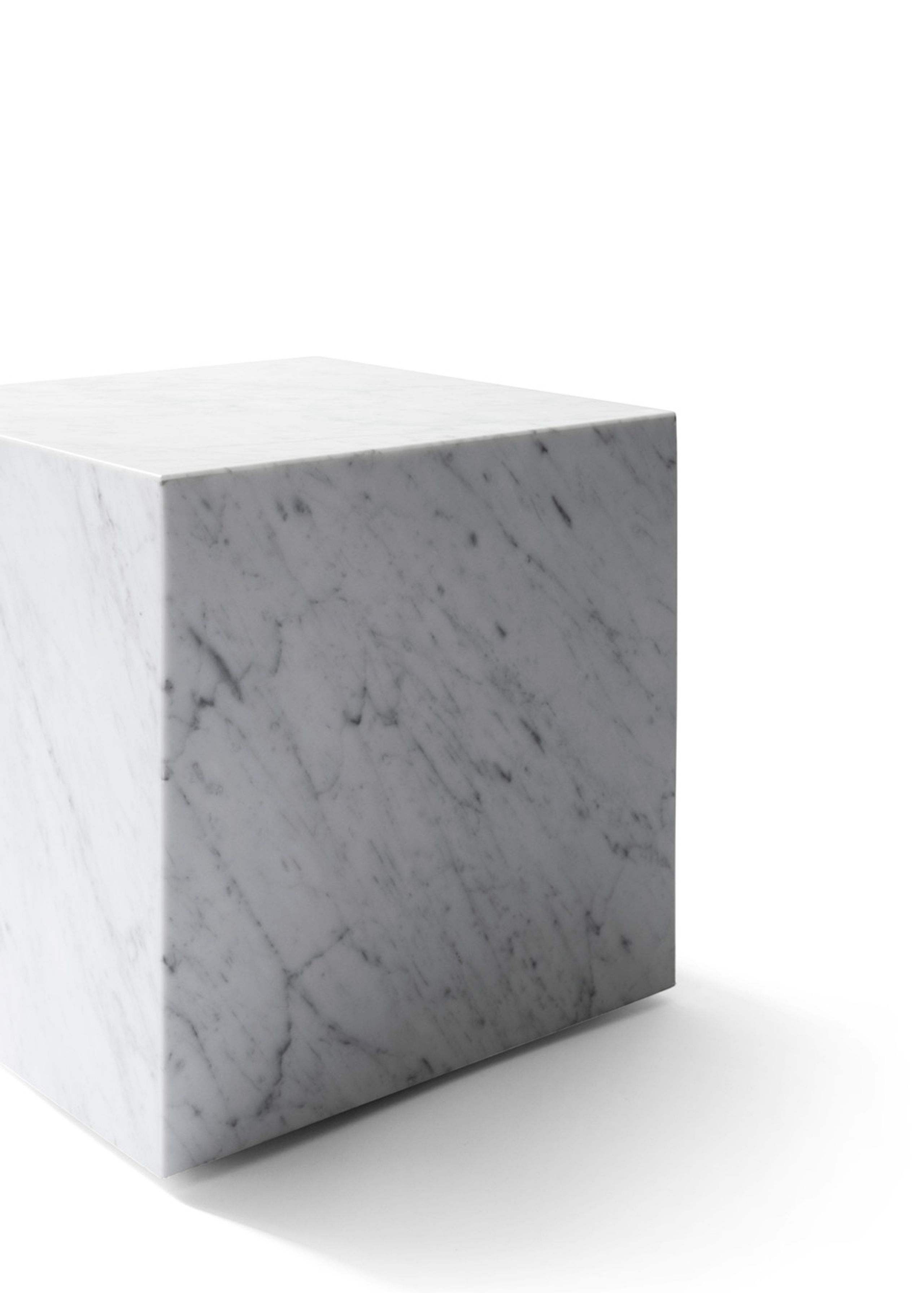 MENU - - Plinth - Cubic / White