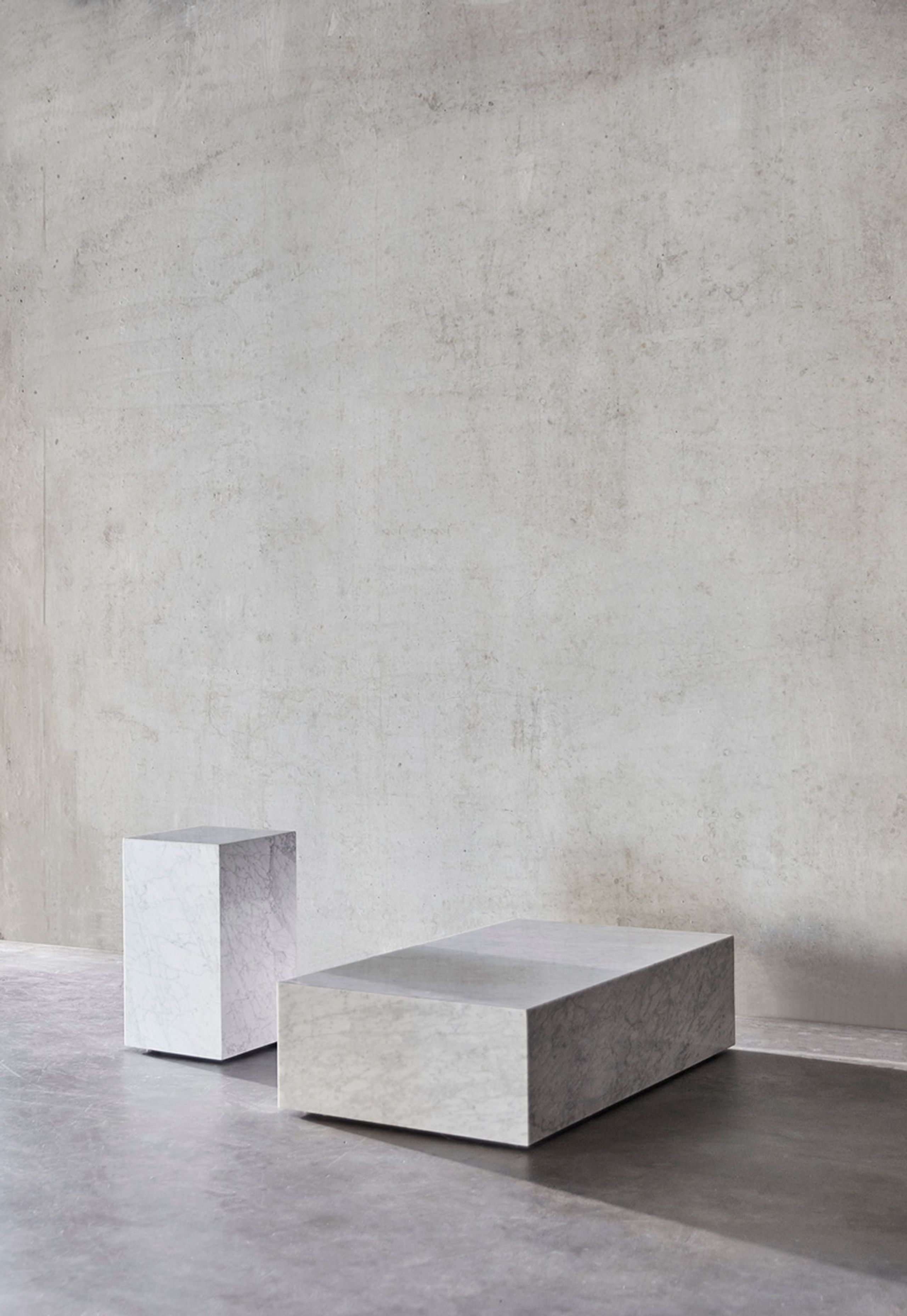 MENU - - Plinth - Cubic / White