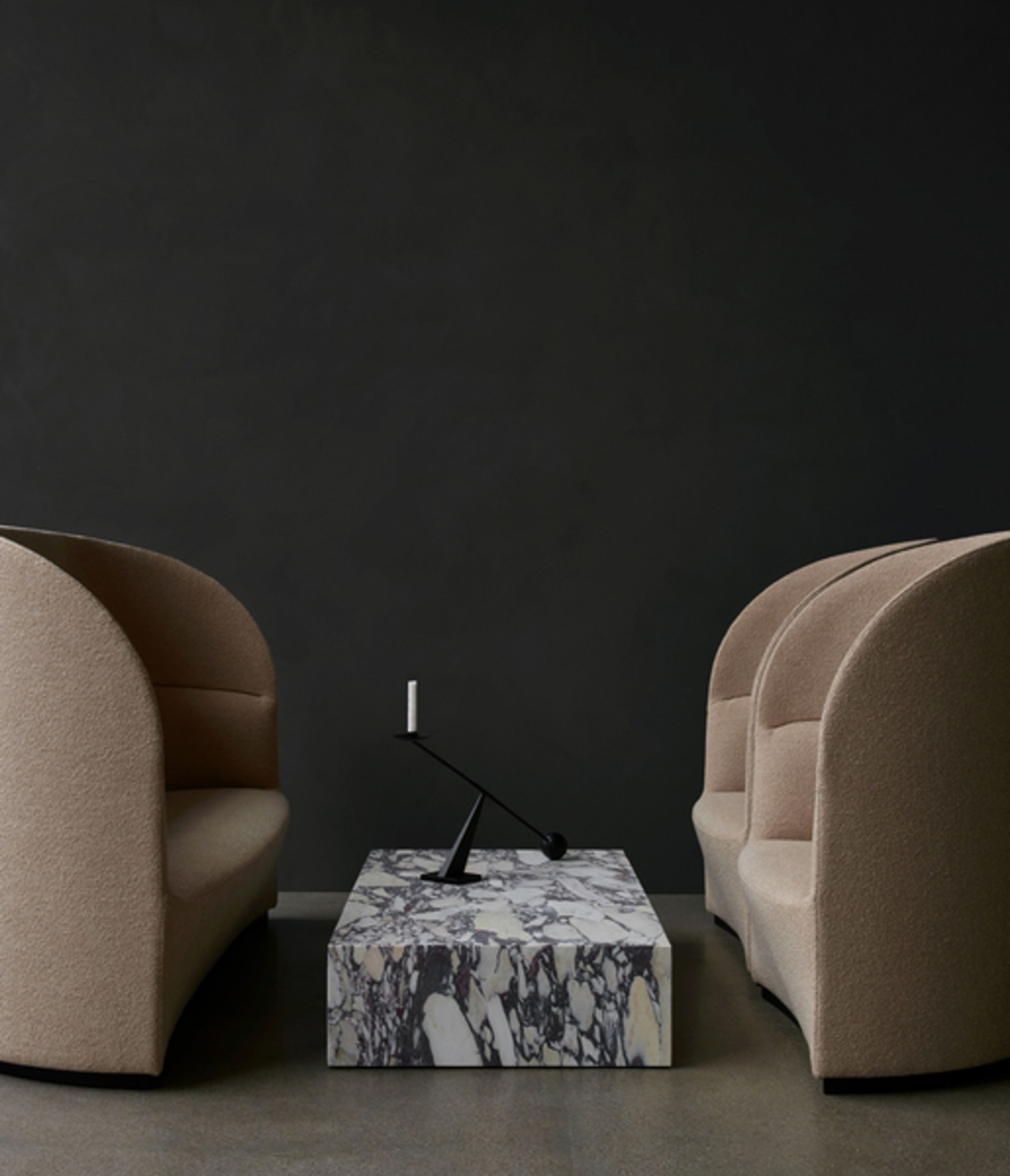 MENU - Bord - Plinth - Grand / Calacatta Viola