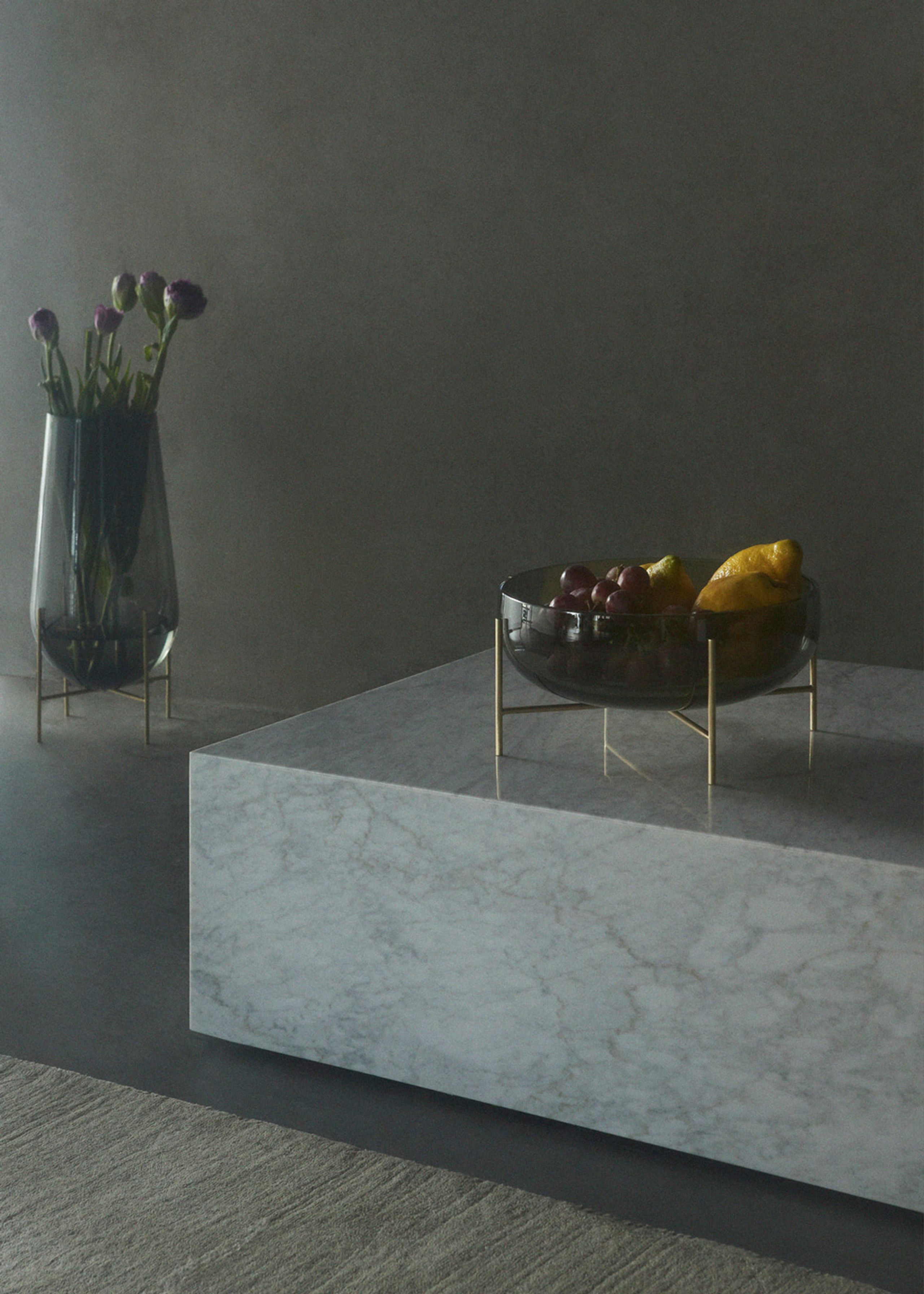 MENU - - Plinth - Cubic / White