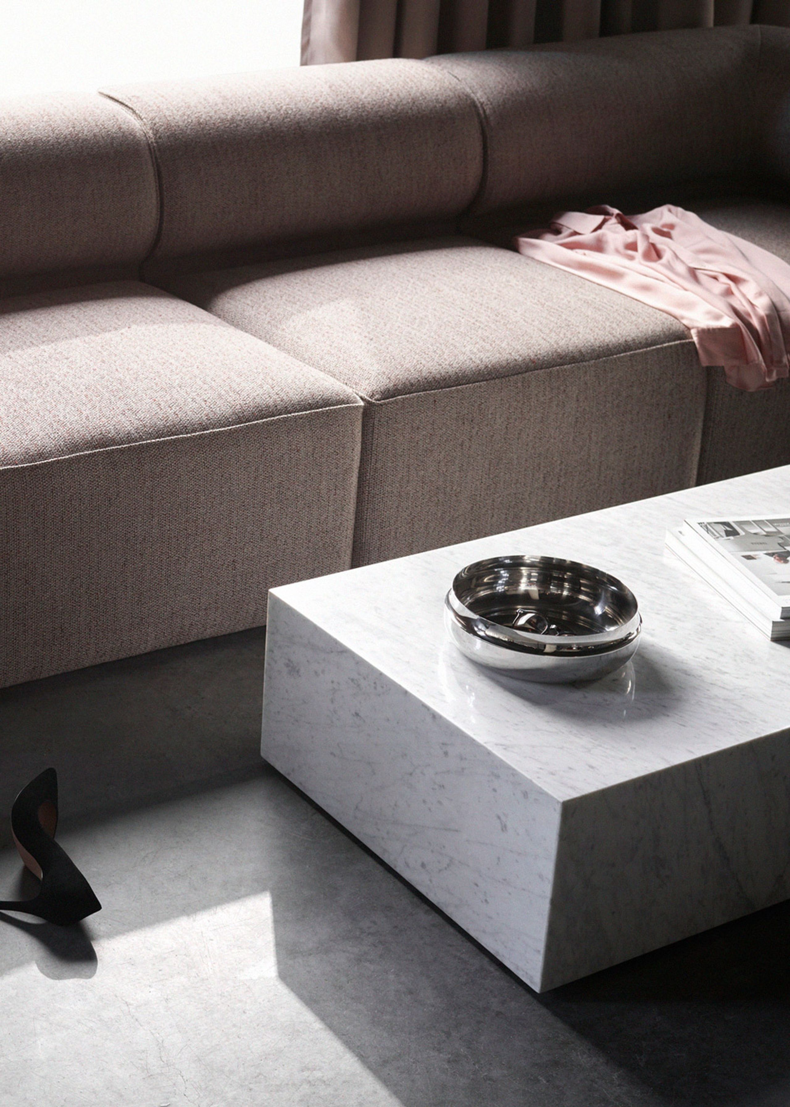 MENU - - Plinth - Cubic / White