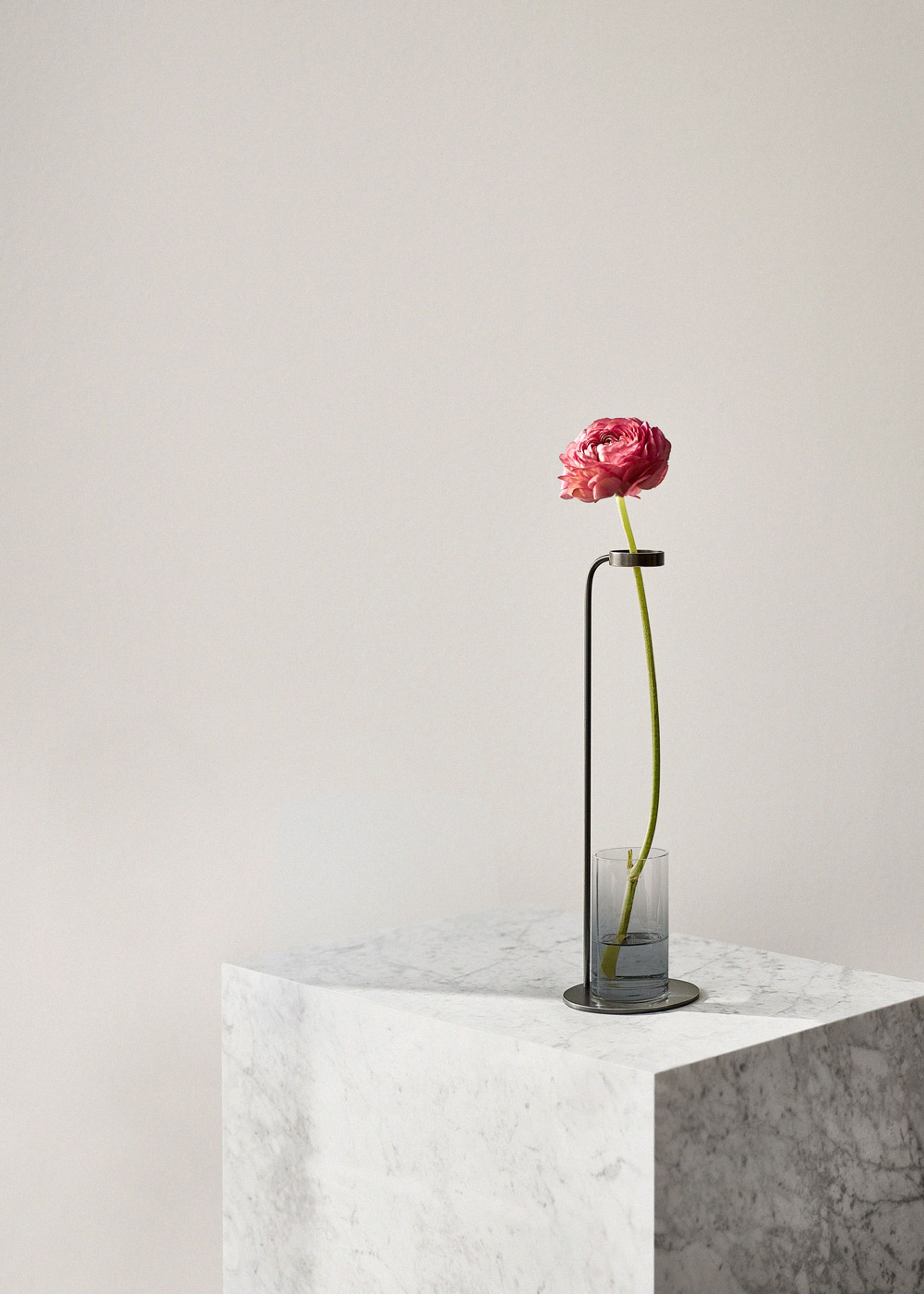 MENU - - Plinth - Cubic / White