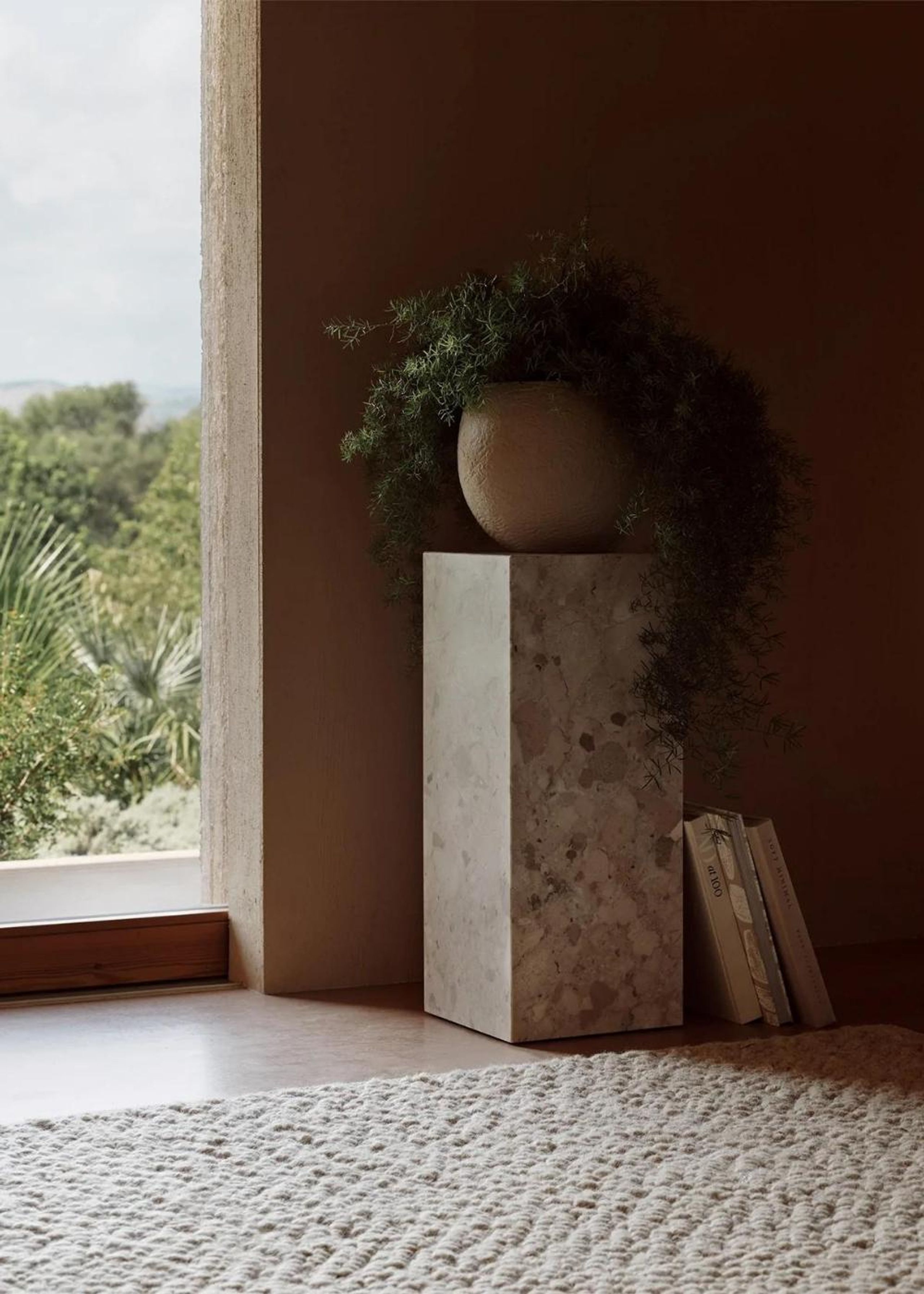 Audo Copenhagen - Postranní stolek - Plinth Pedestal - Kunis Breccia