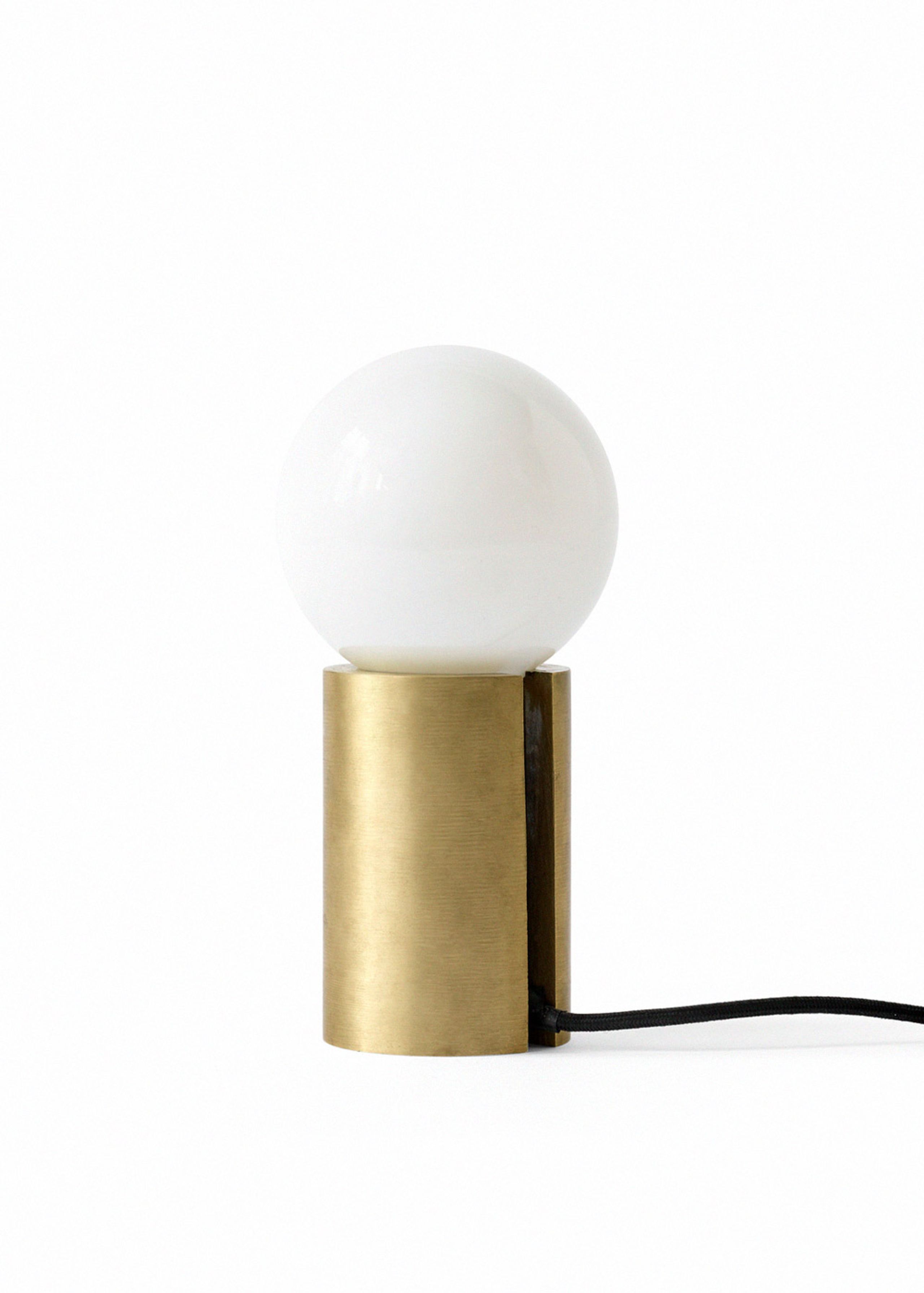Audo Copenhagen - Peras - Globe Bulb - Opal