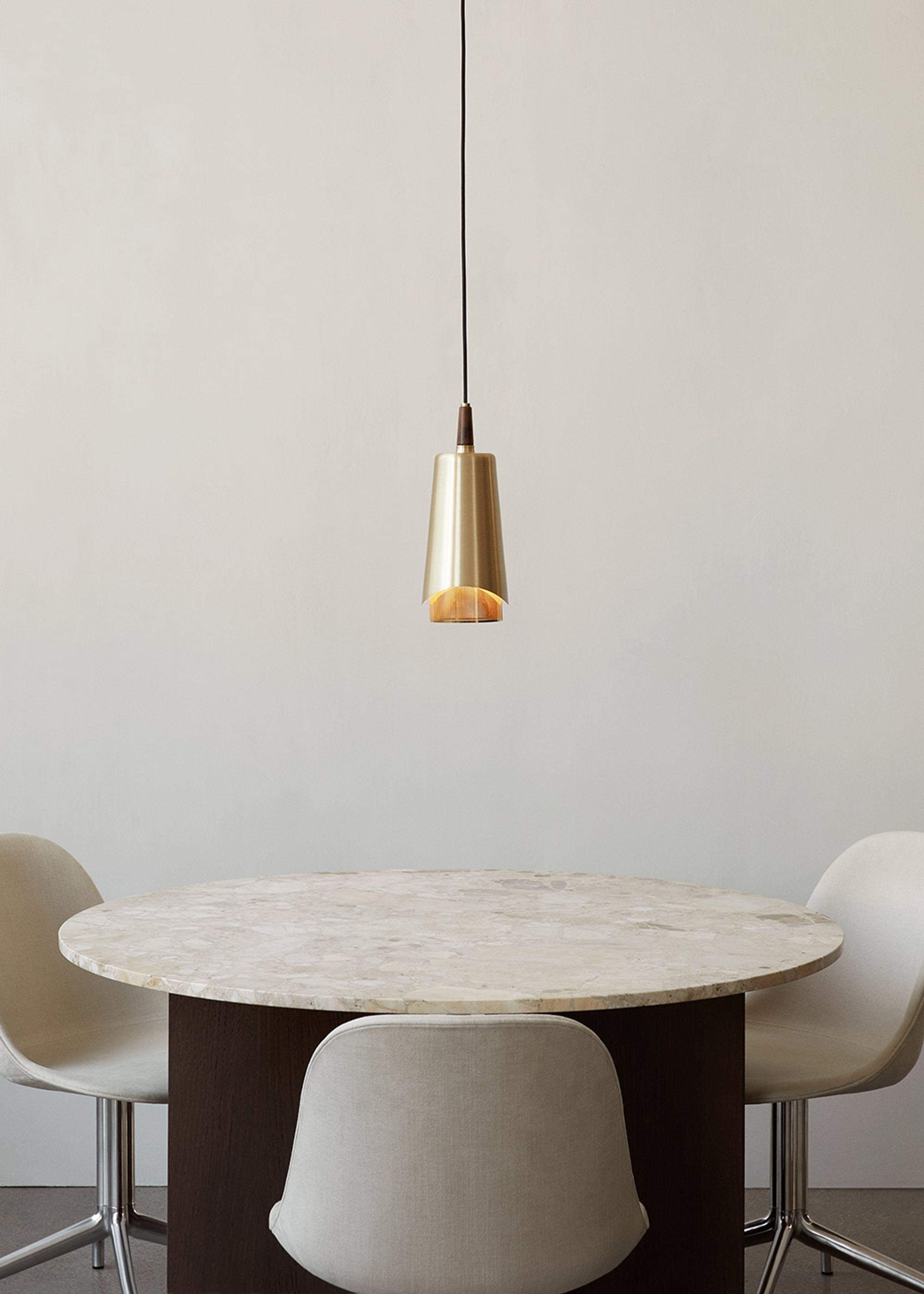 MENU - Pendelleuchte - Umanoff Pendant - Brass / Walnut